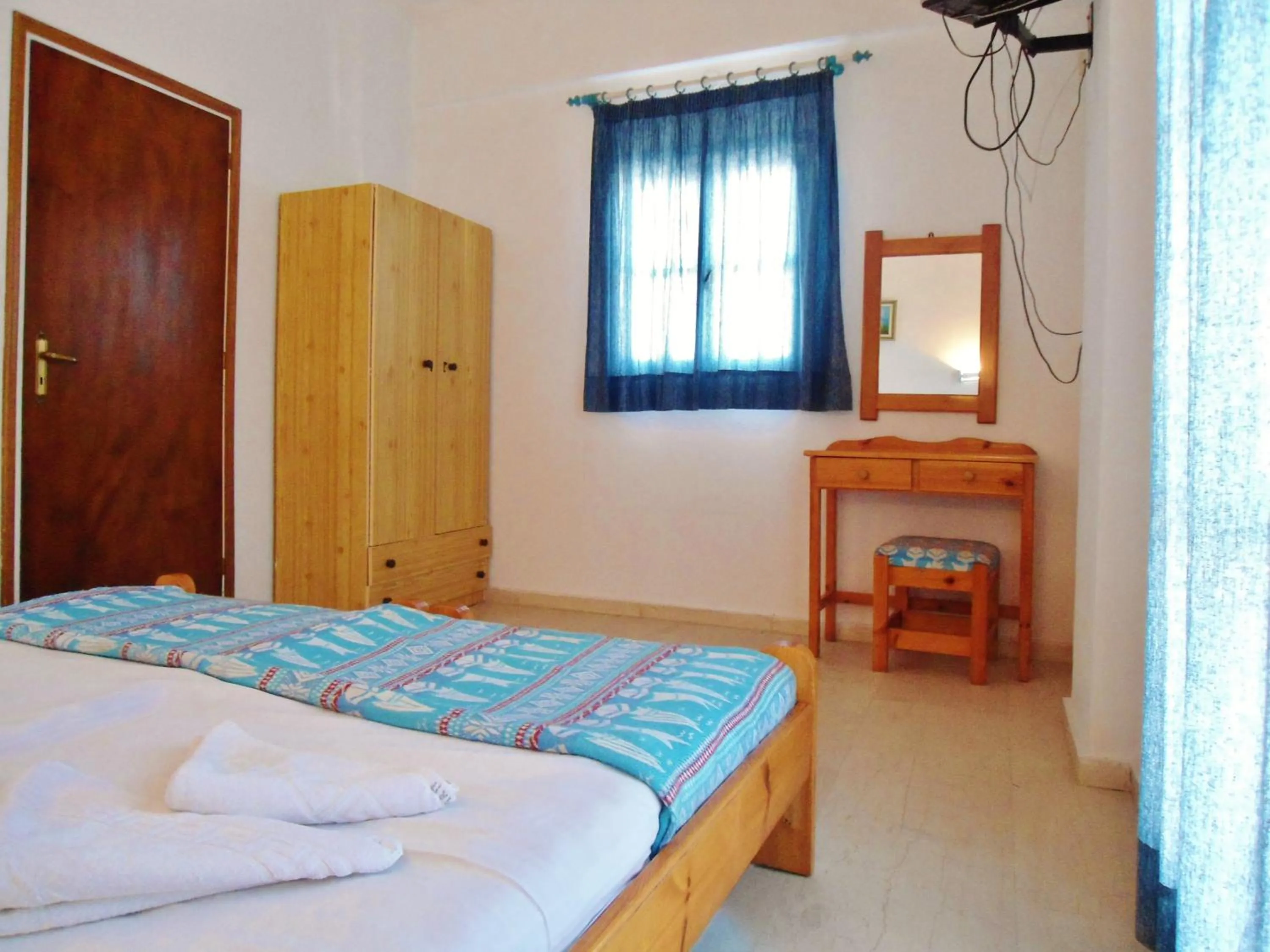 Photo of the whole room in Apollonia Apartments