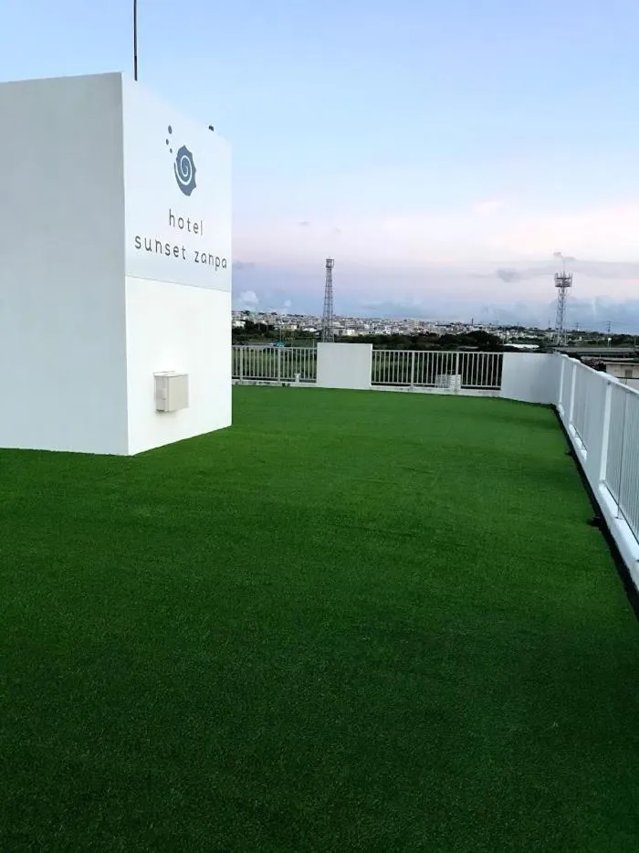 Garden in Hotel Sunset ZANPA