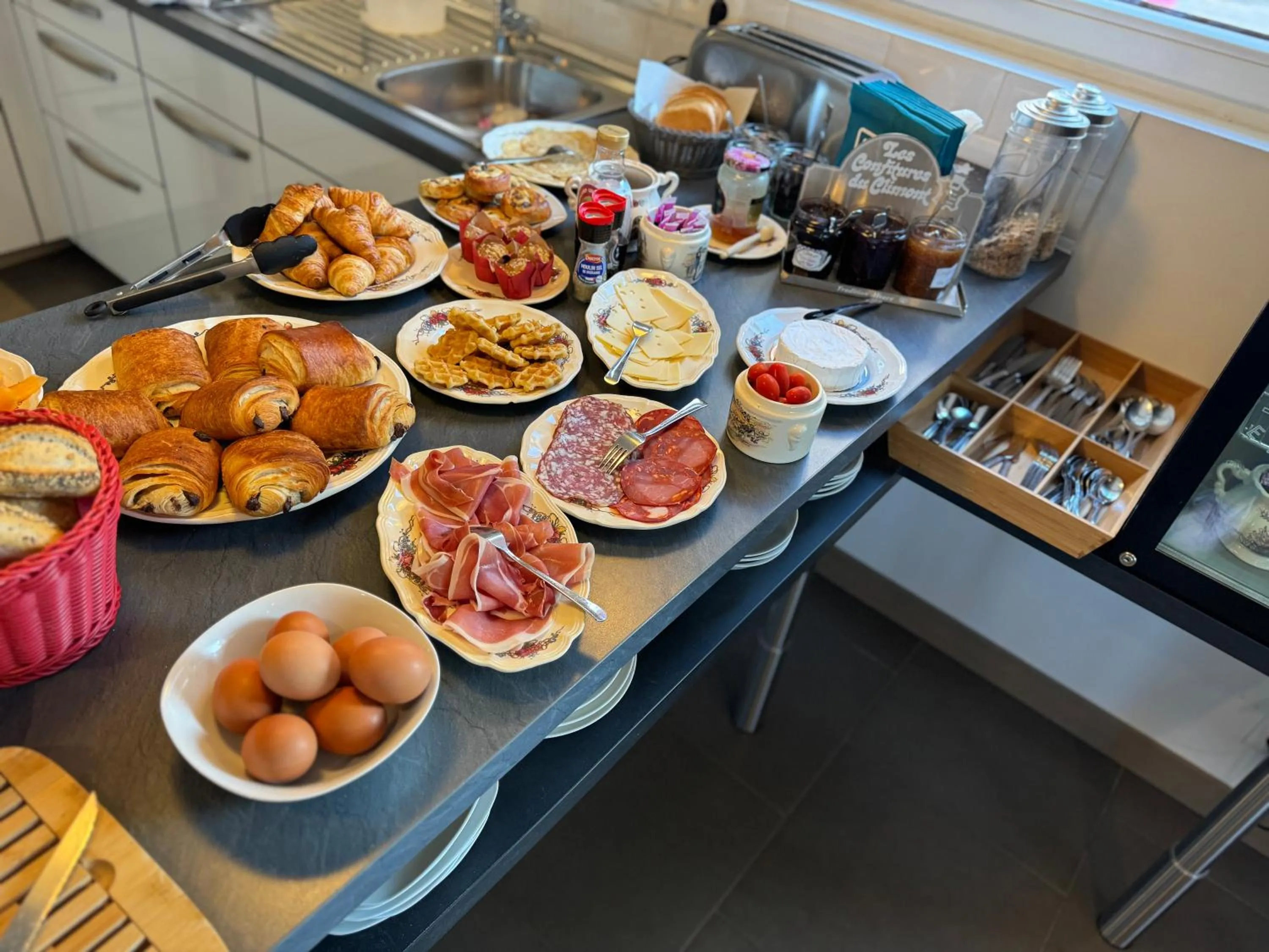 Breakfast in Chambres d'hôtes - L'Ecurie Obernai
