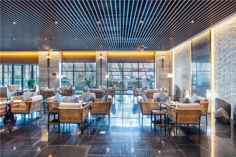 Howard Johnson New District Plaza ZiYang