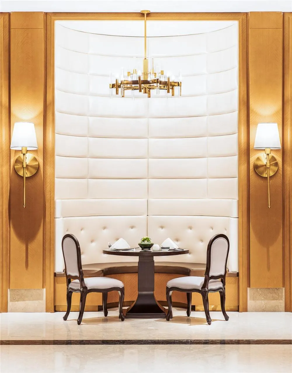 Howard Johnson New District Plaza ZiYang