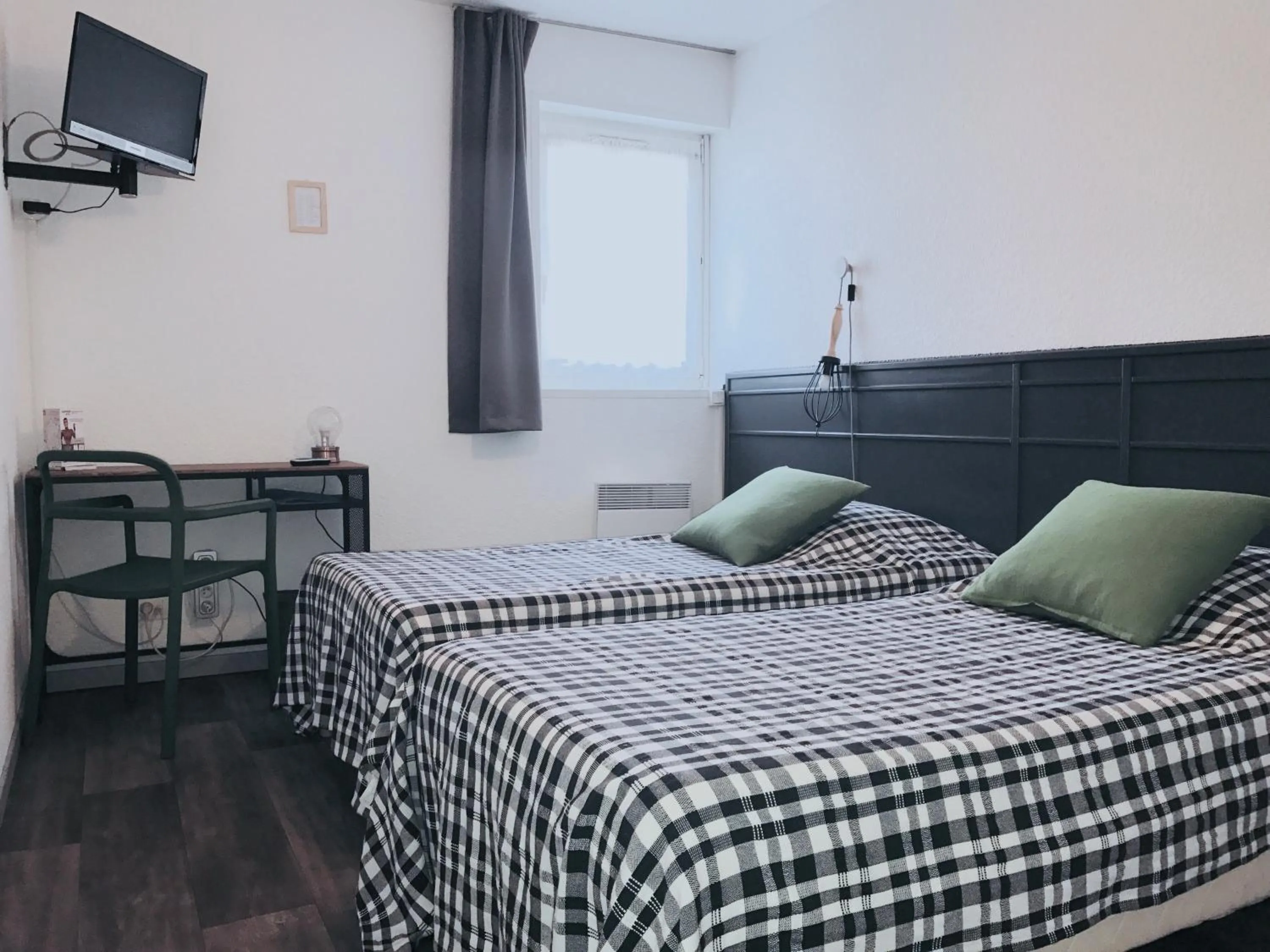 Twin Room in Tourhôtel