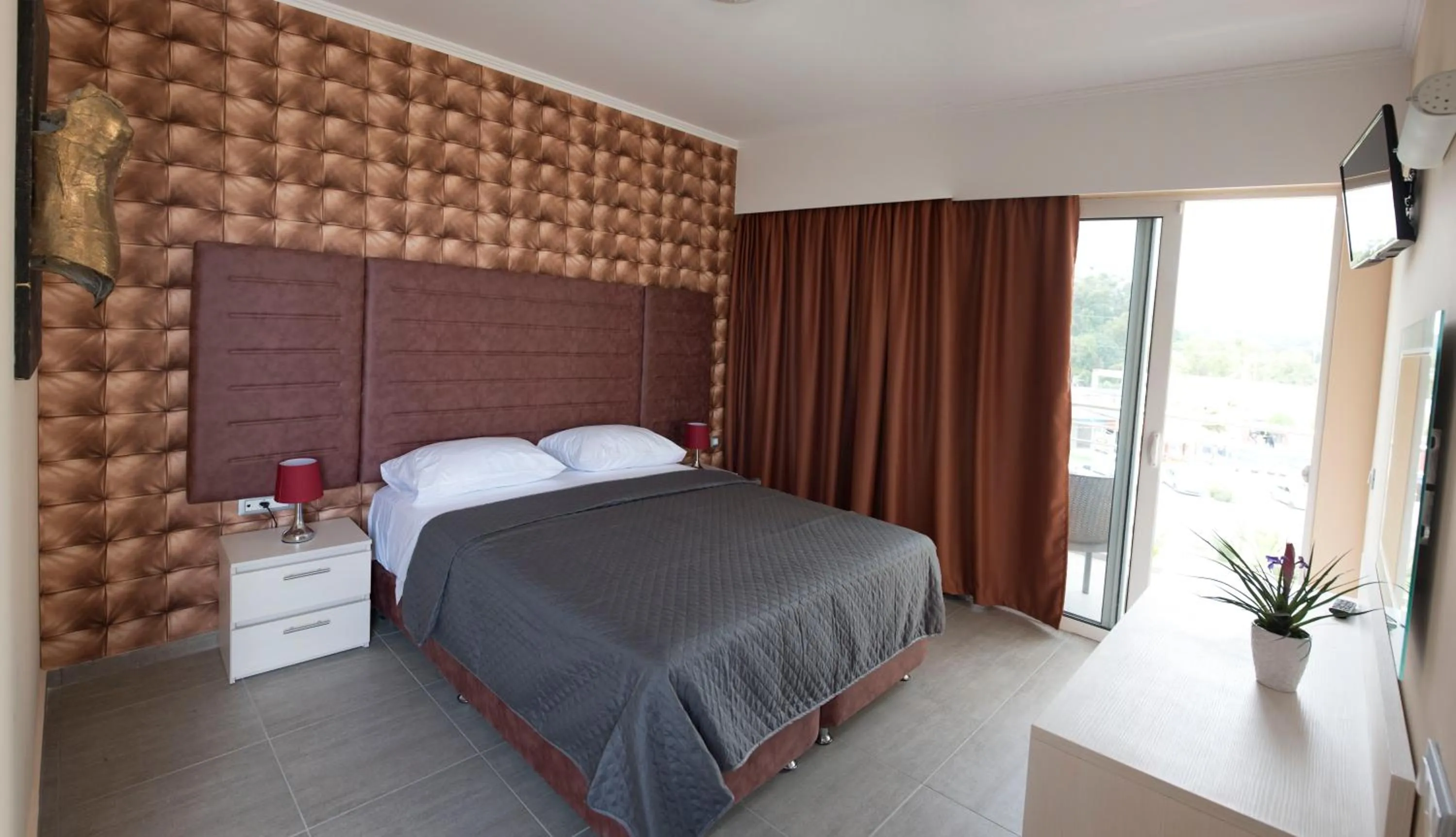 Bed in Hotel Kalithea