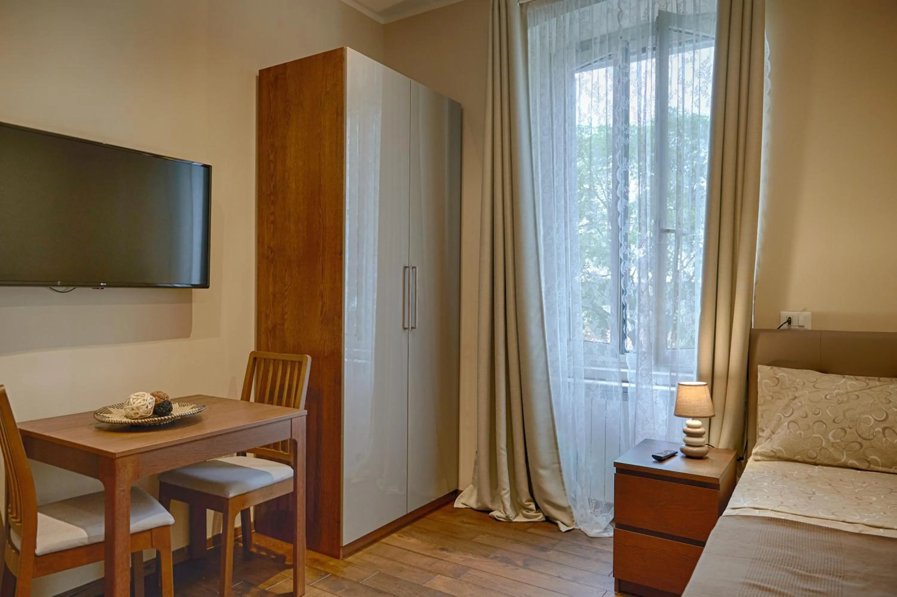 Photo of the whole room in Miramare Luxury Suites