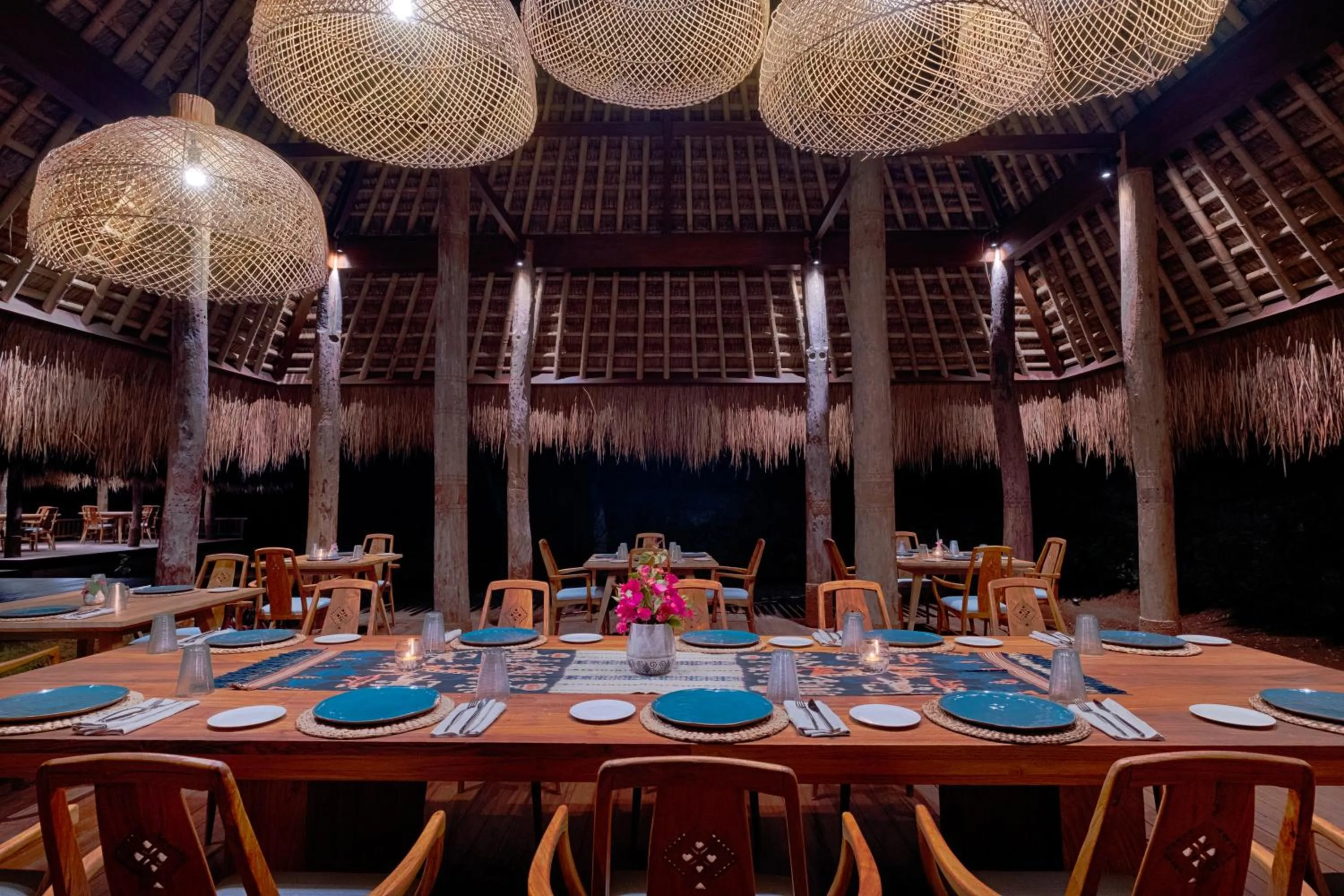 Restaurant/places to eat in Lelewatu Resort Sumba