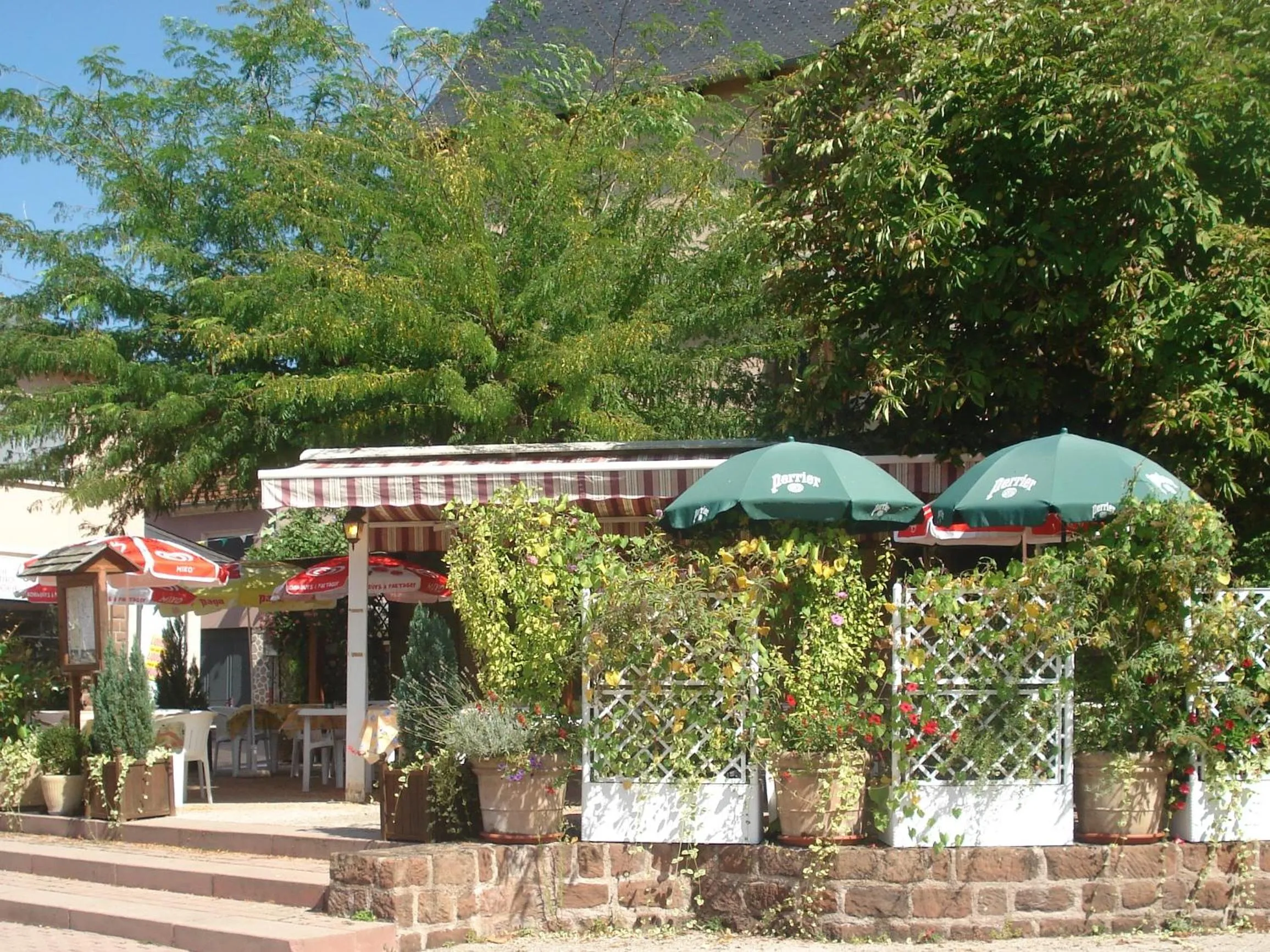 Patio in Auberge Aux Portes de Conques
