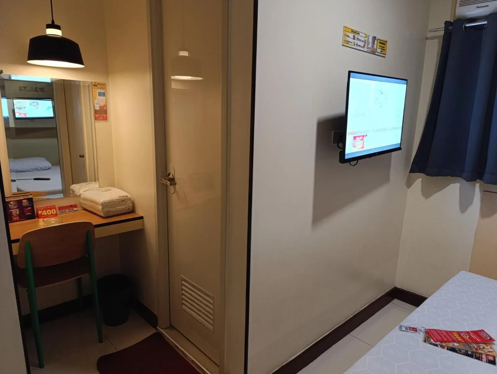 Bedroom, Bed in Hotel Sogo Malate