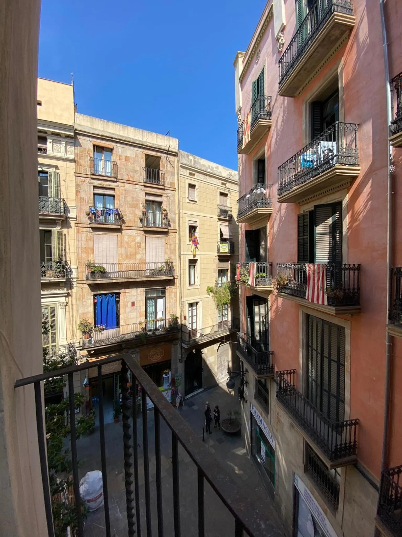 Neighbourhood in Pensión Coral