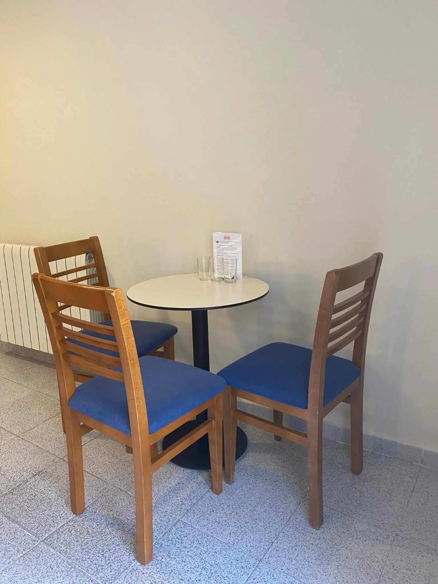 Living room in Pensión Coral