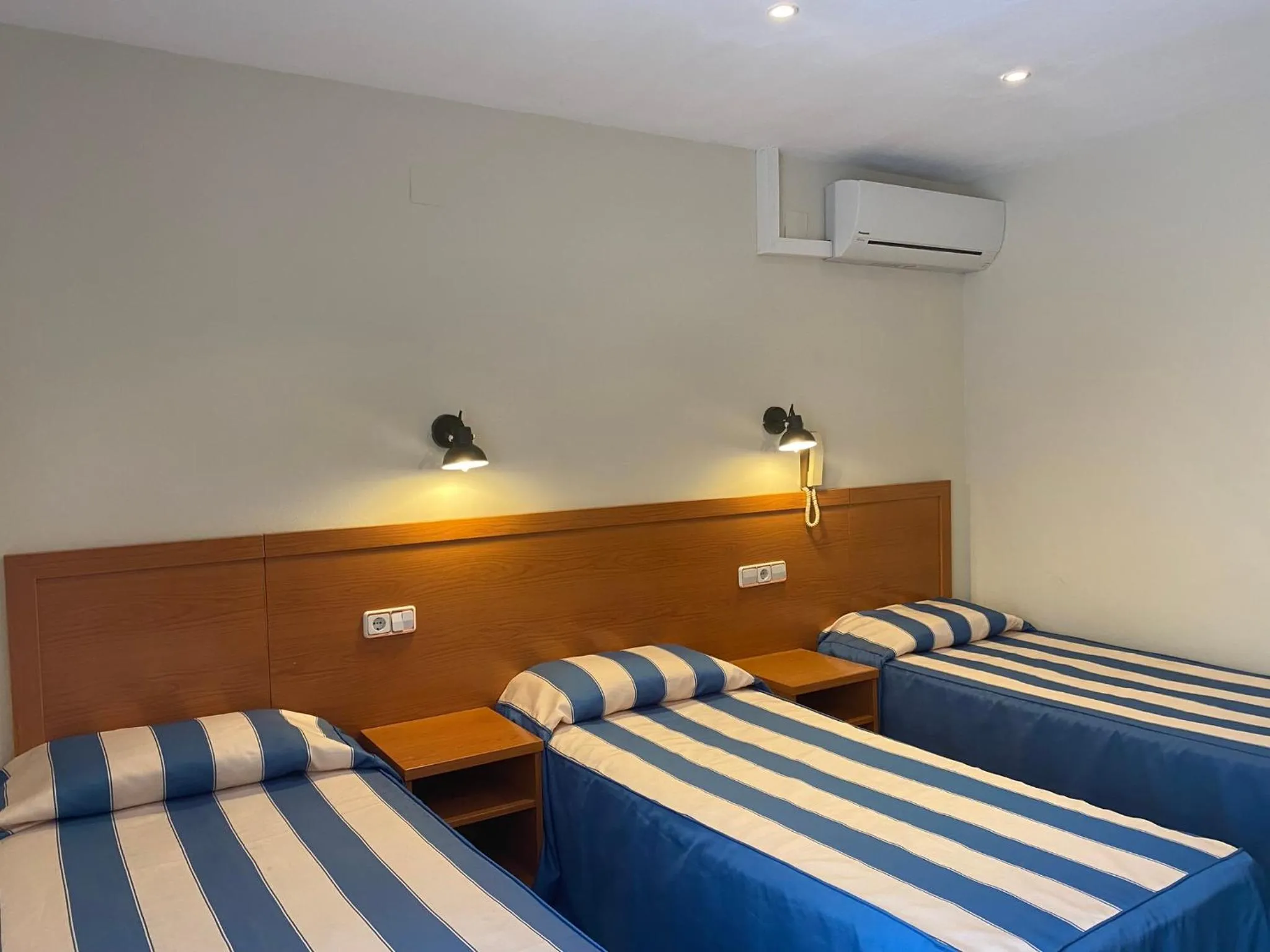 Bed in Pensión Coral