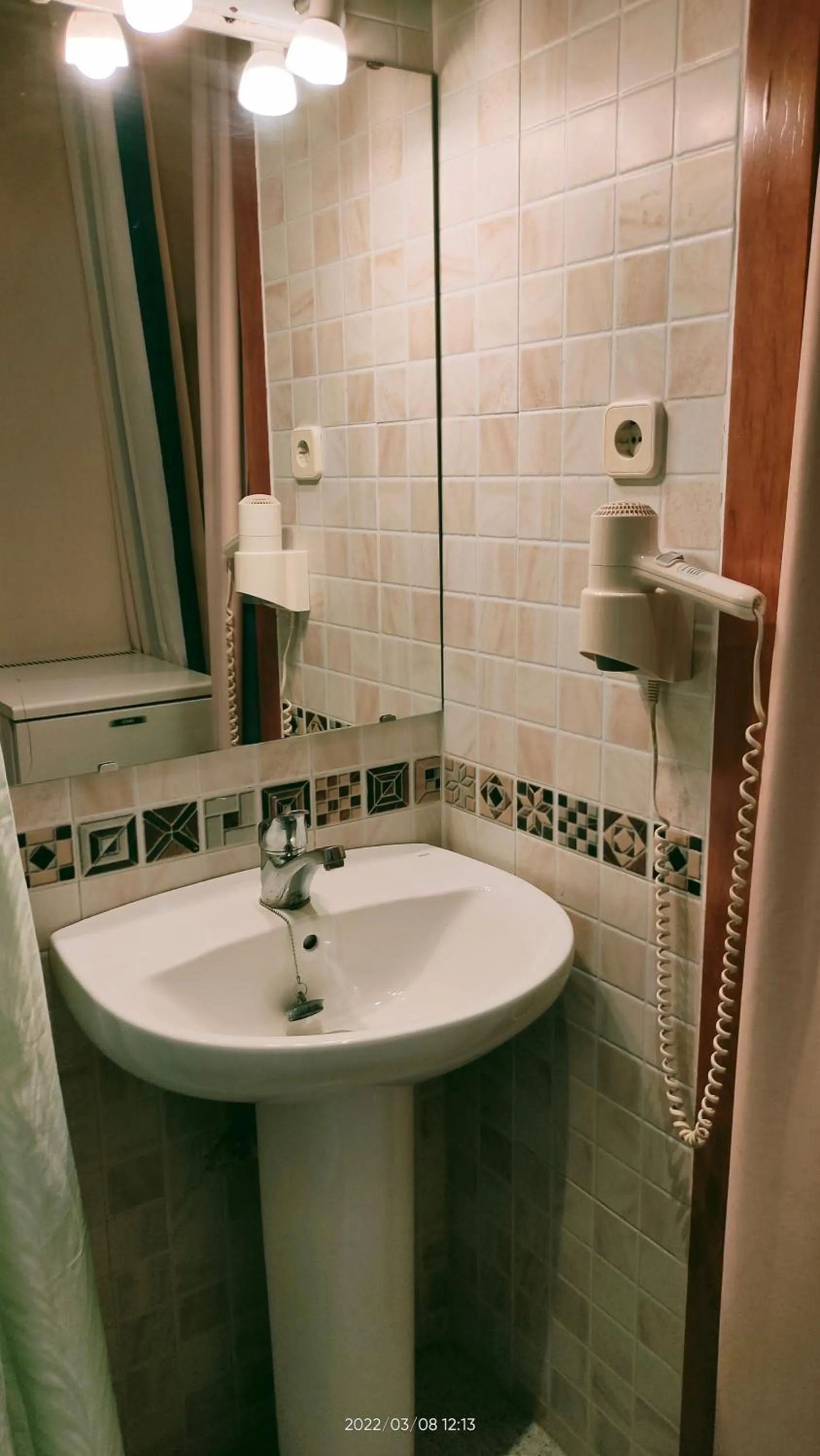 Bathroom in Pensión Coral