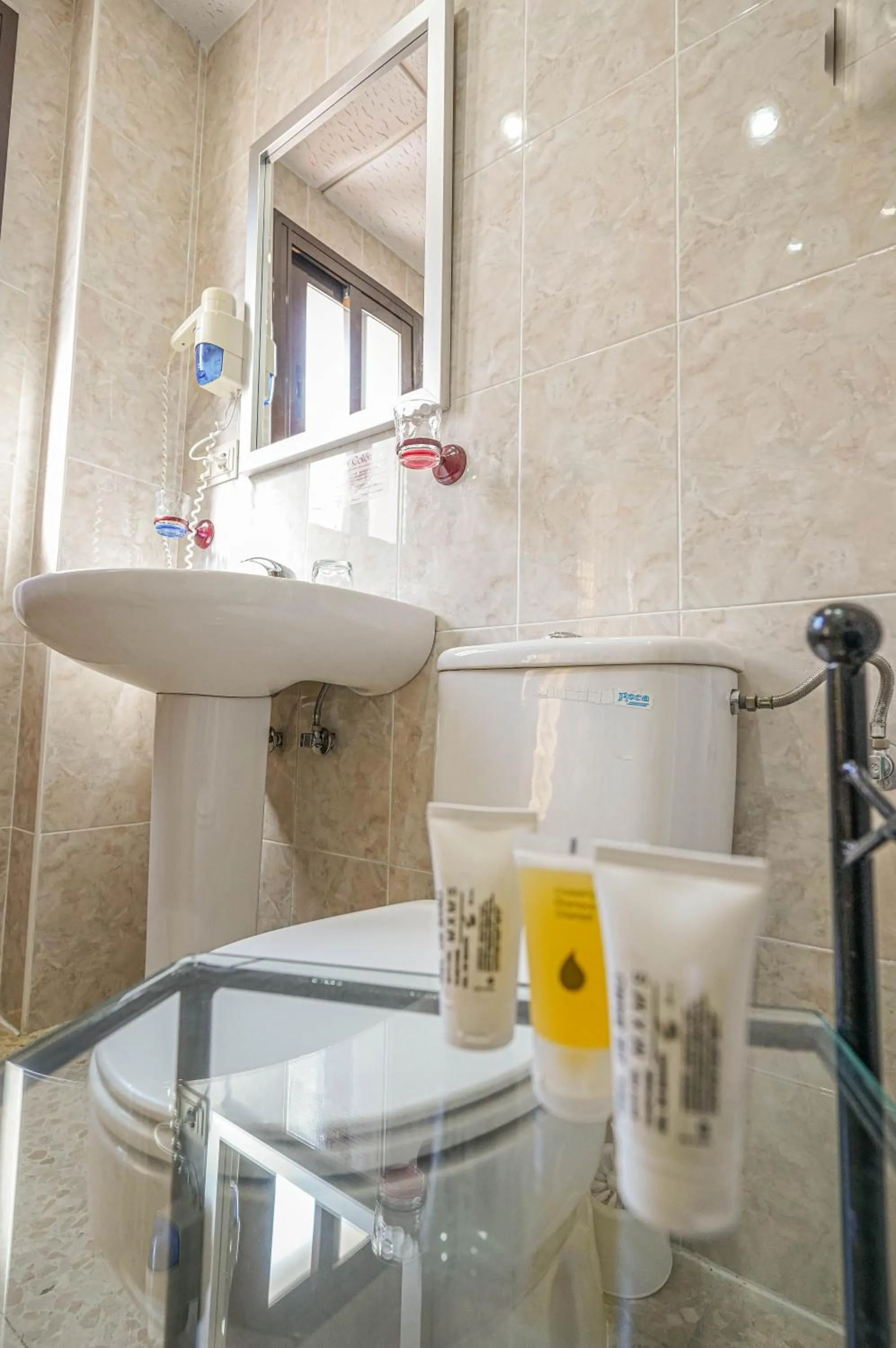Bathroom in Hotel Colón