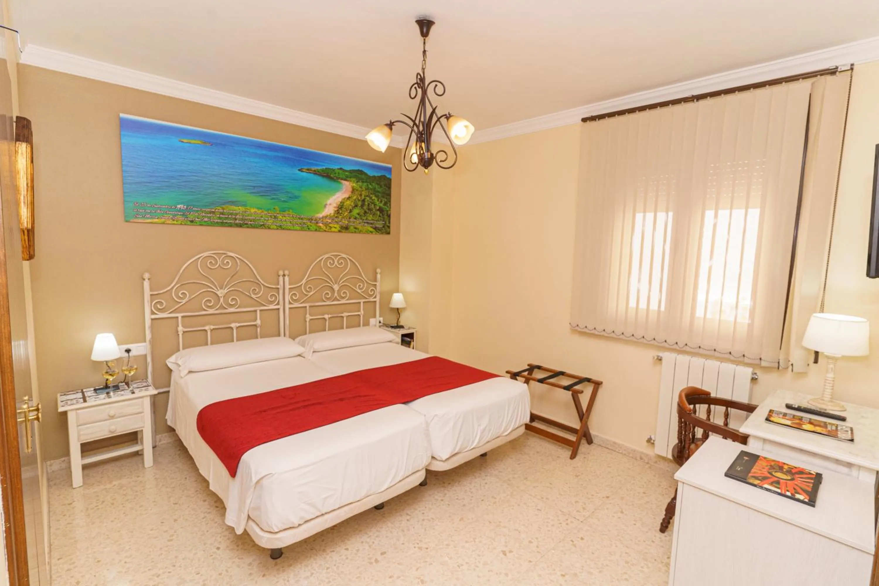 heating, Bed in Hotel Colón