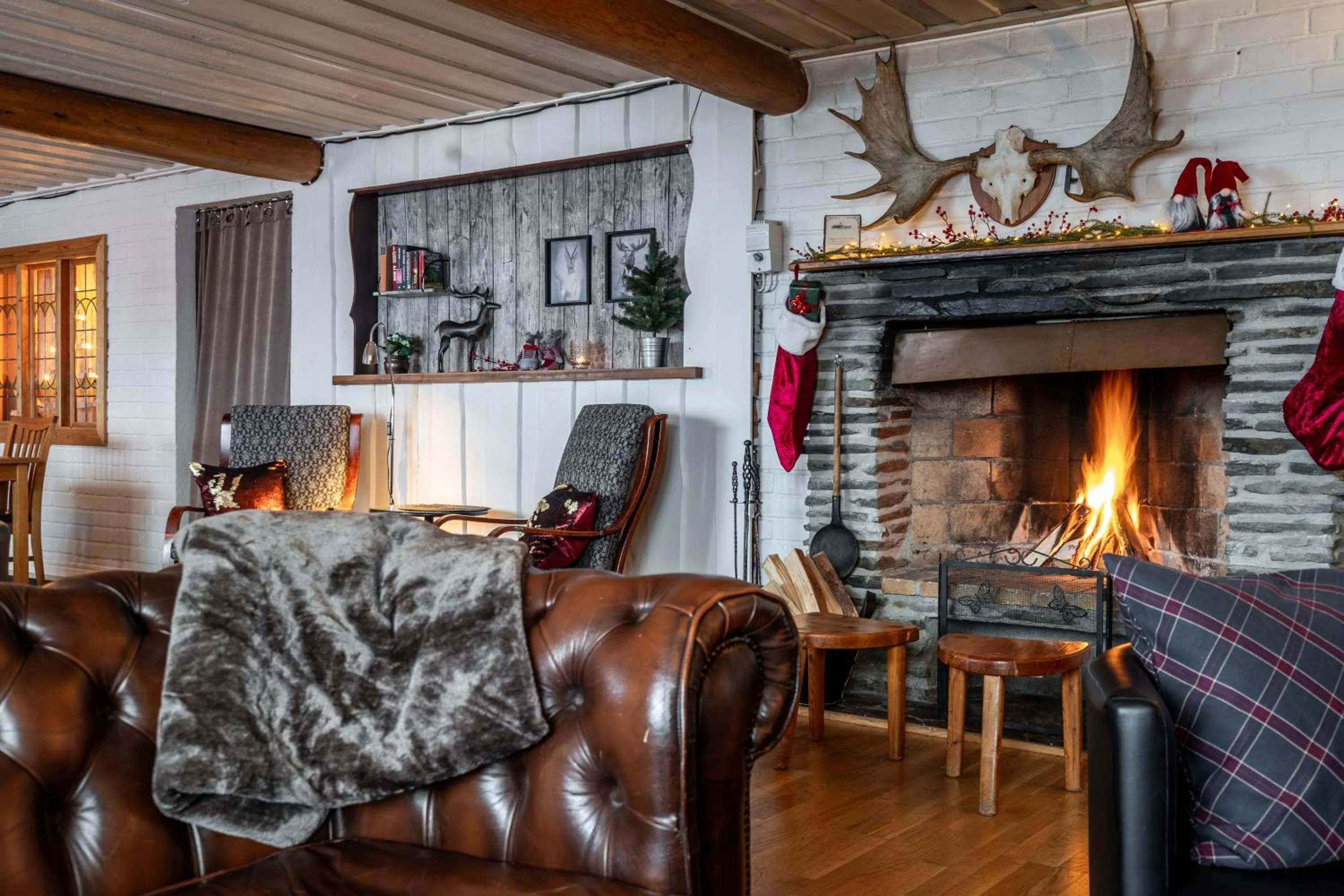 Living room in Lövåsgårdens Fjällhotell