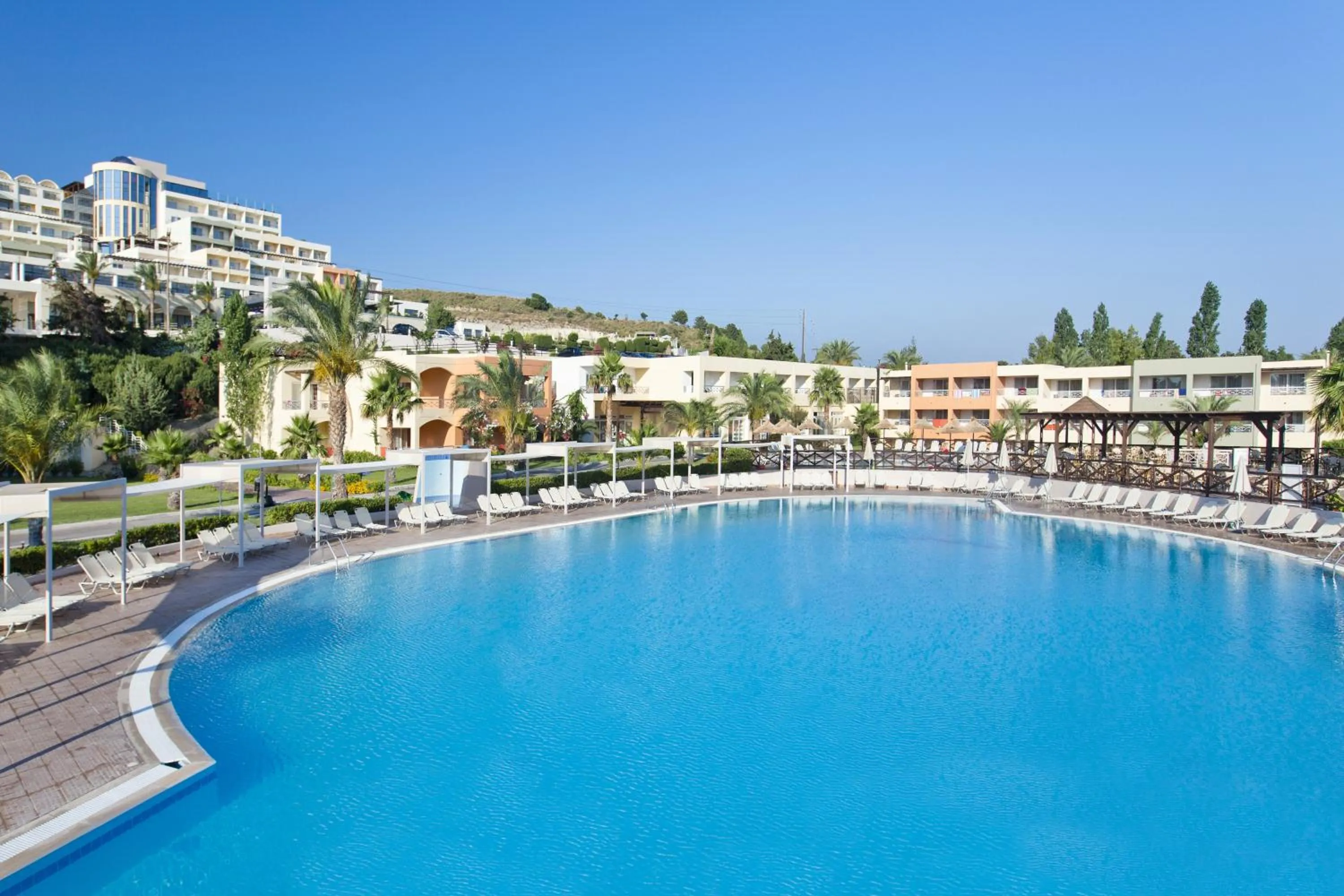 Day in Kipriotis Maris Suites