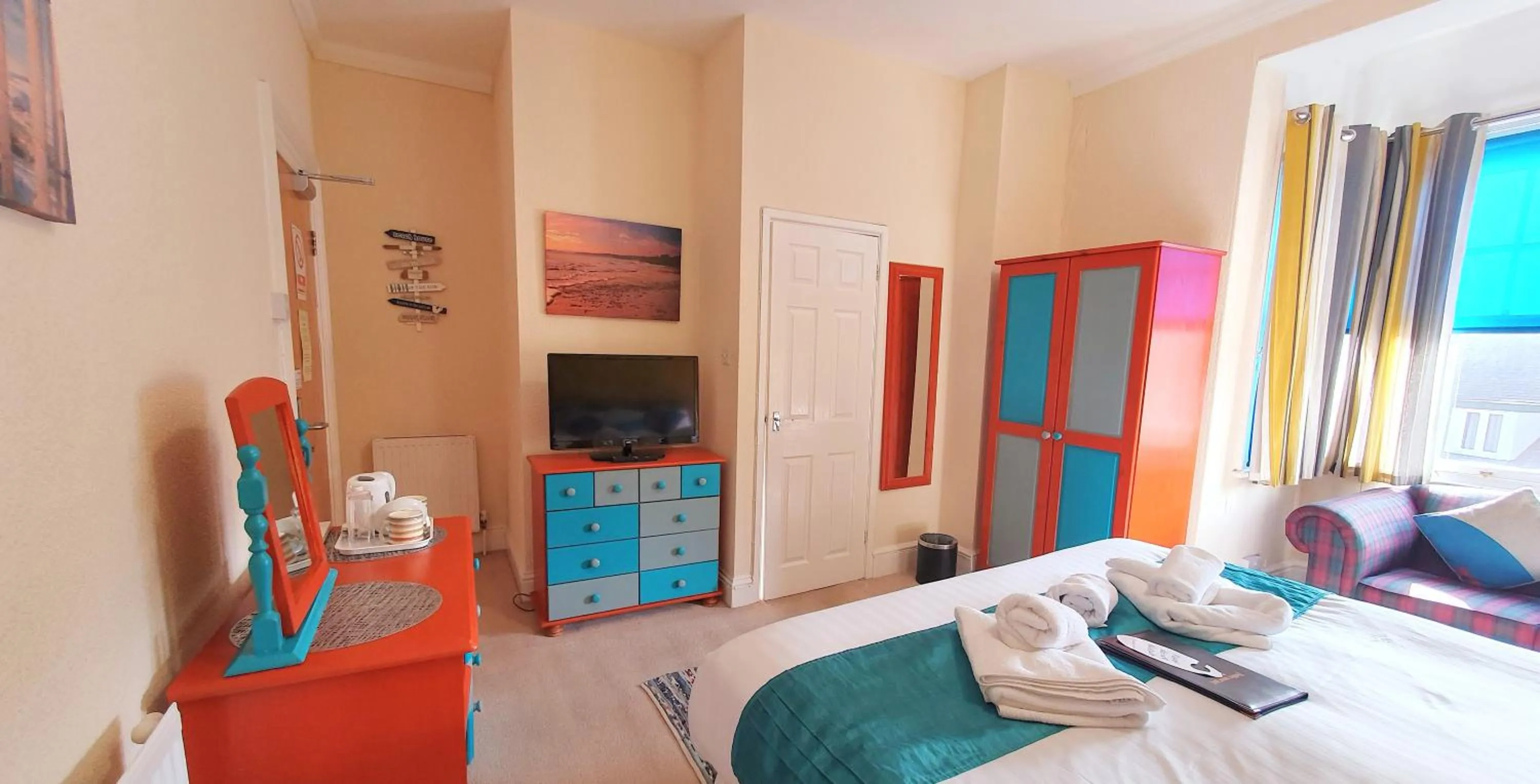 Bed in Yardley Manor Hotel