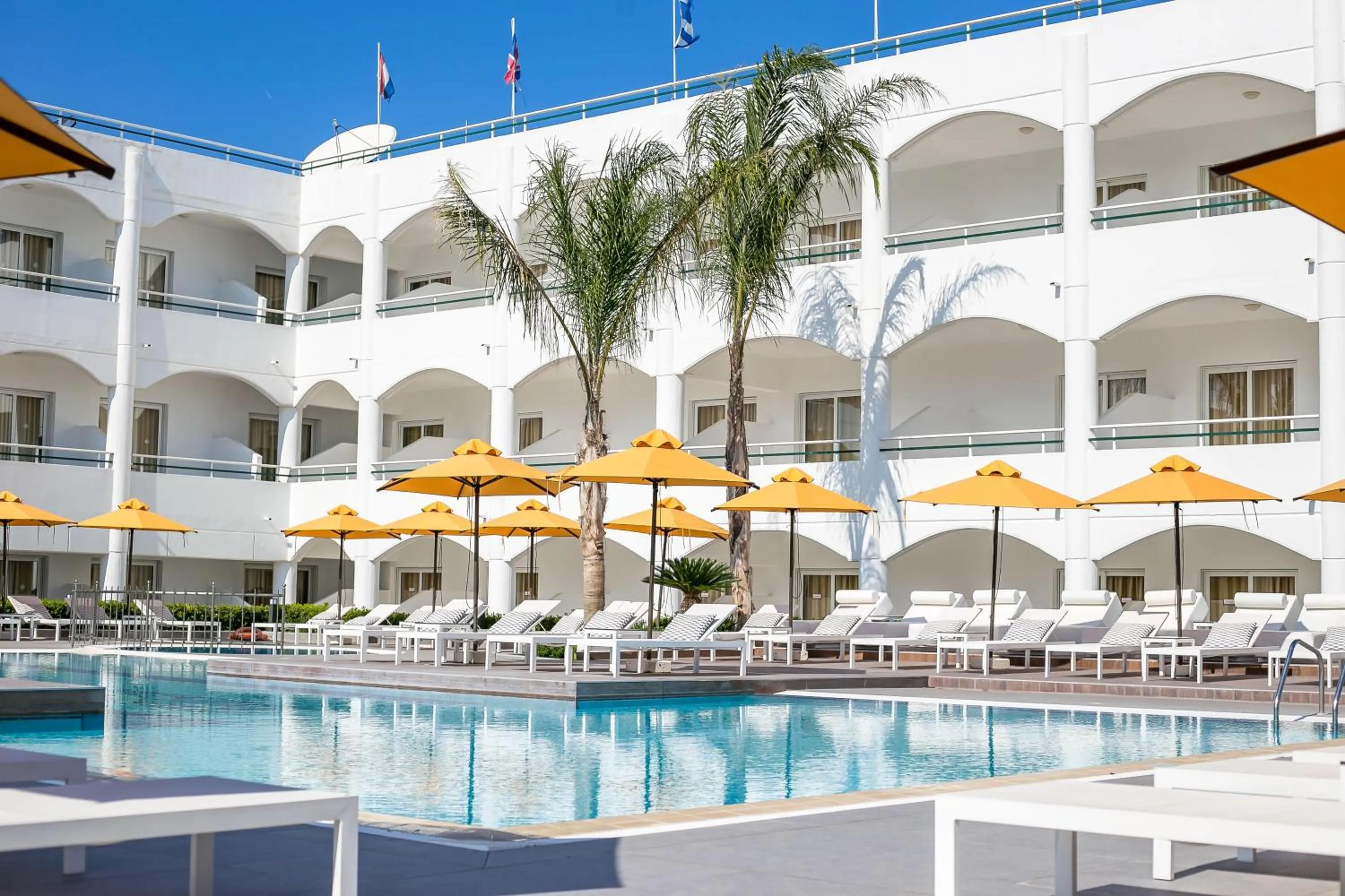 Swimming pool in Orion Hotel