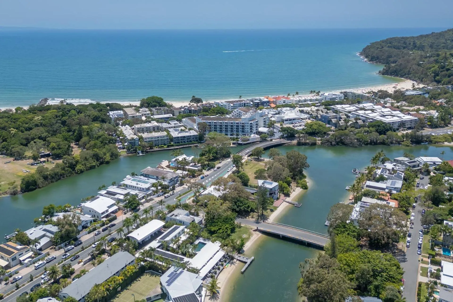 Property building in Caribbean Noosa