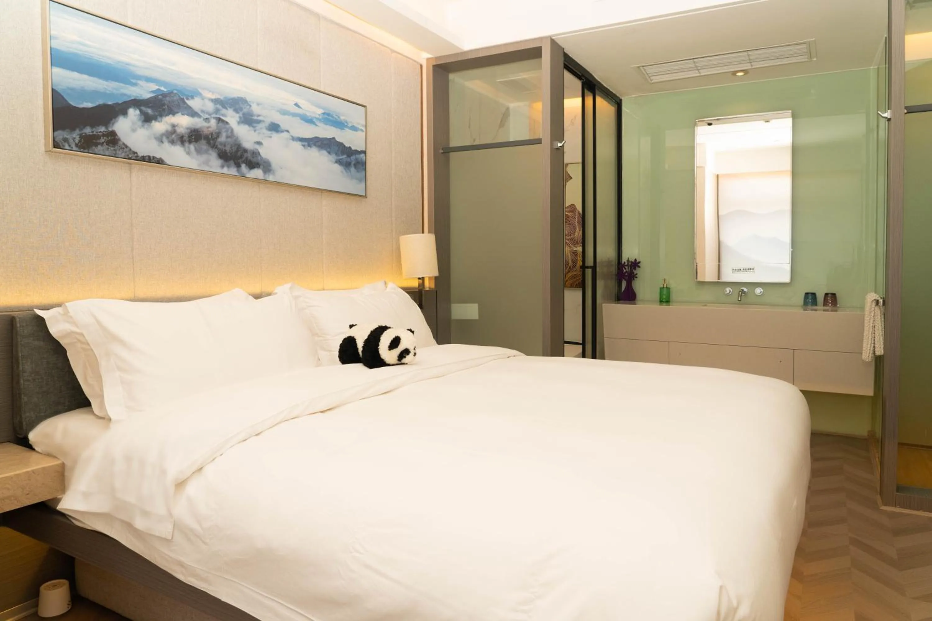 Bed in H-hotel Riverside