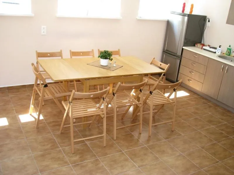 Dining area in Hostel4u