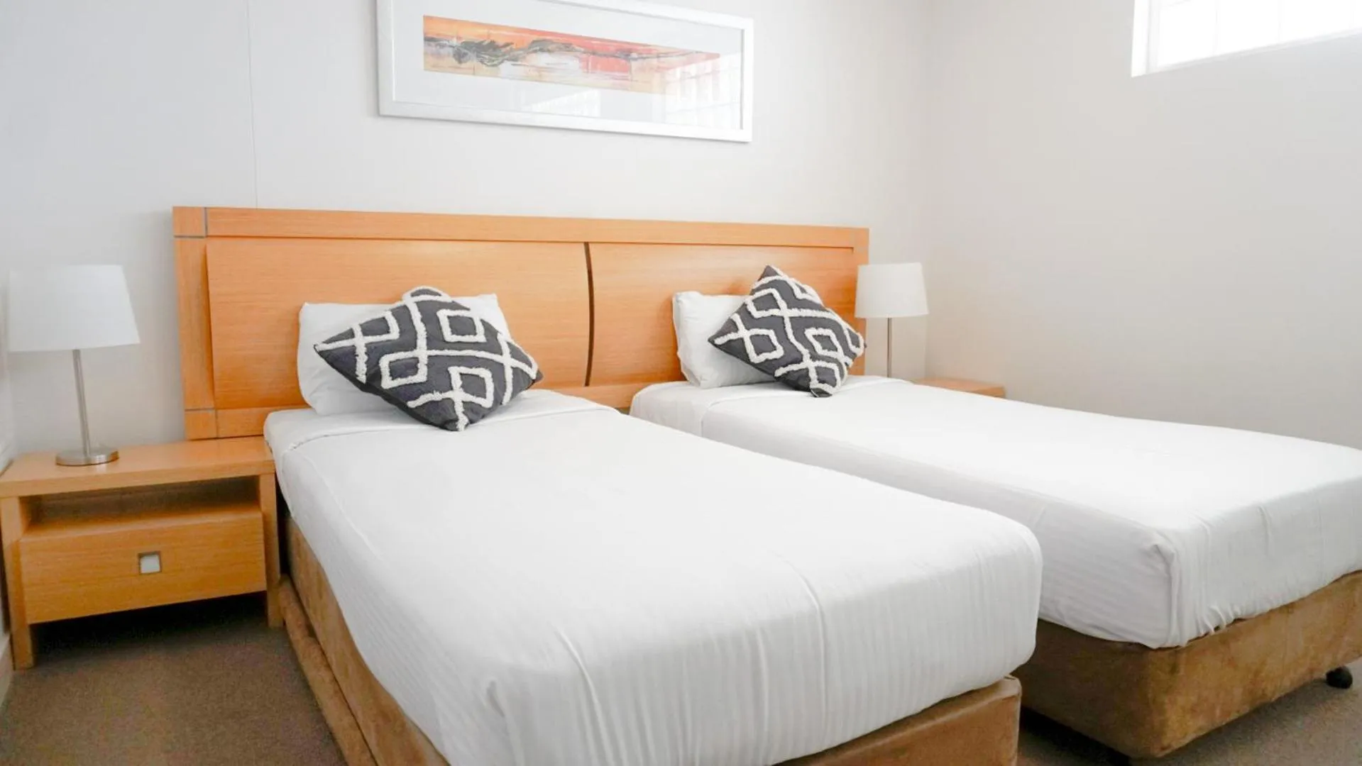 Photo of the whole room, Bed in Horton Apartments