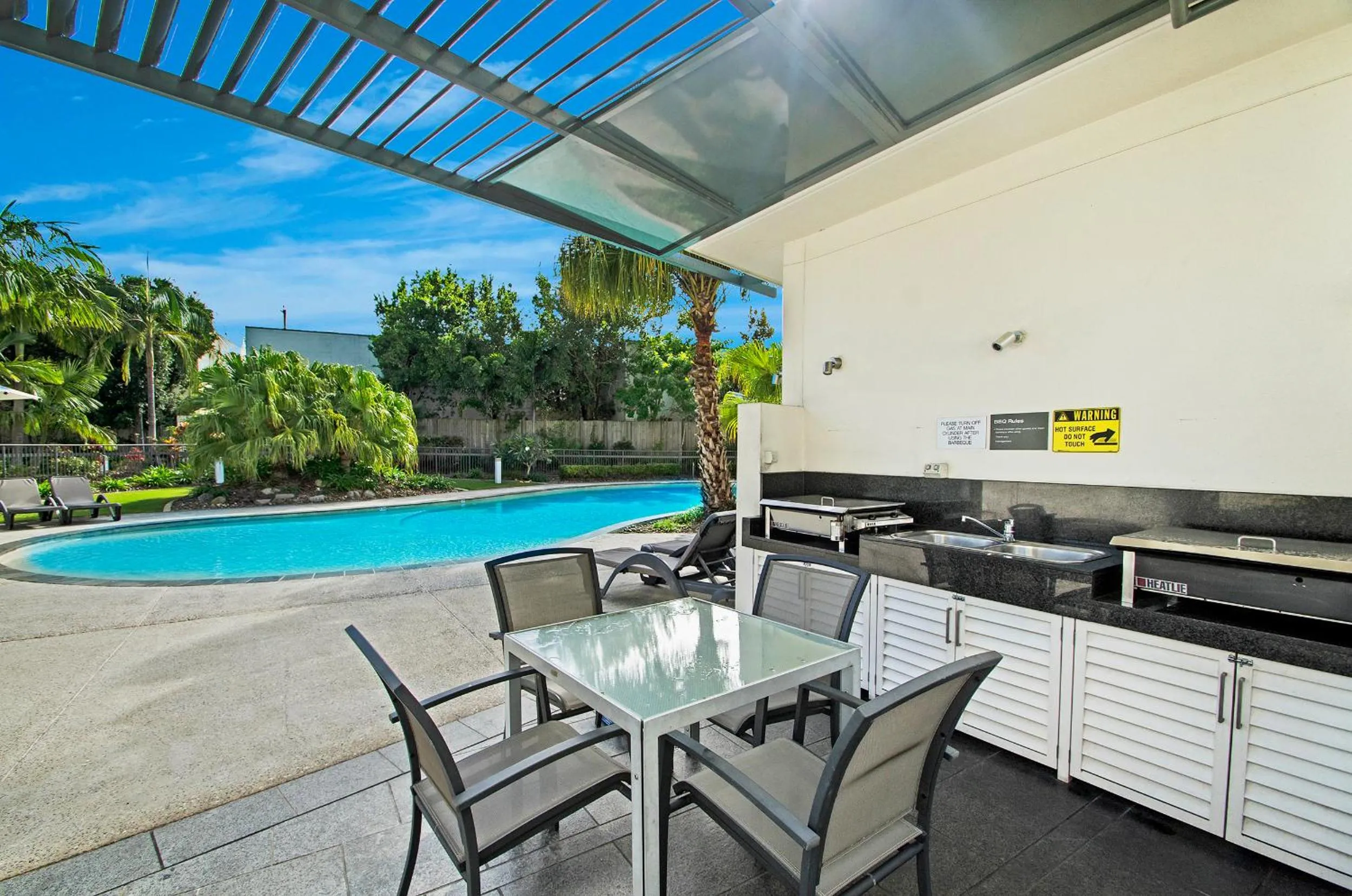 Swimming pool in Horton Apartments