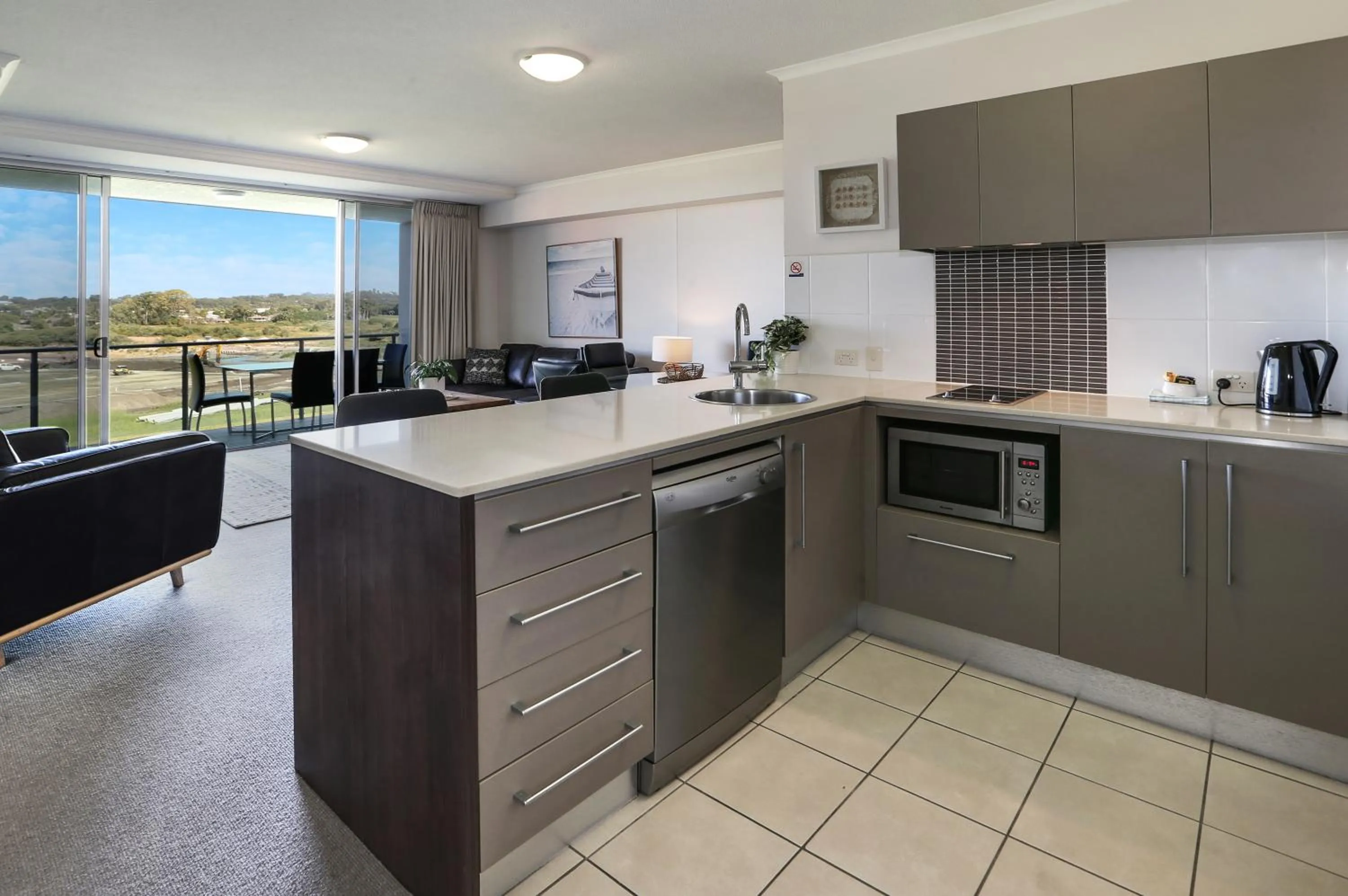 Kitchen or kitchenette in Horton Apartments