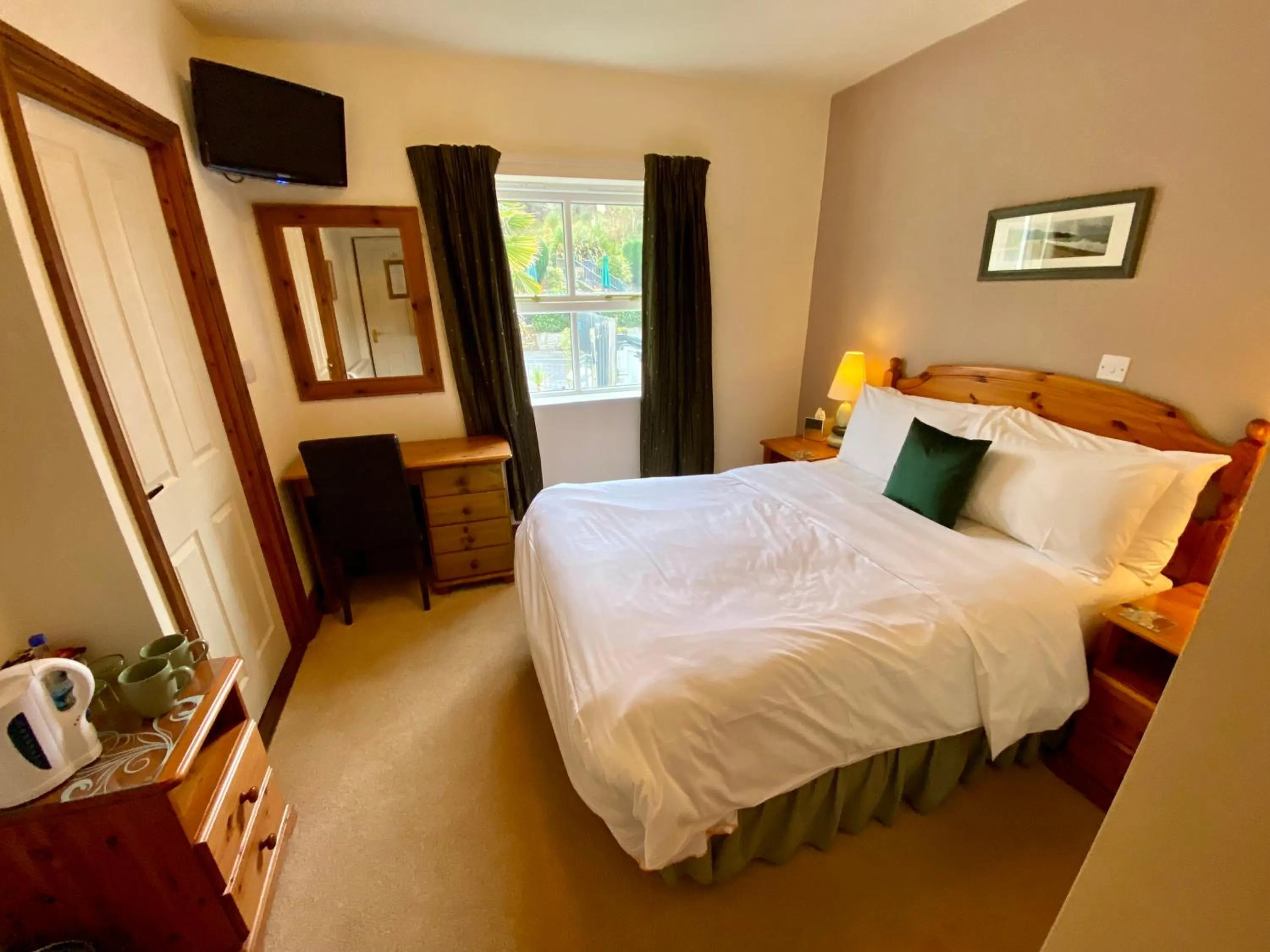 Bed in The Globe Inn