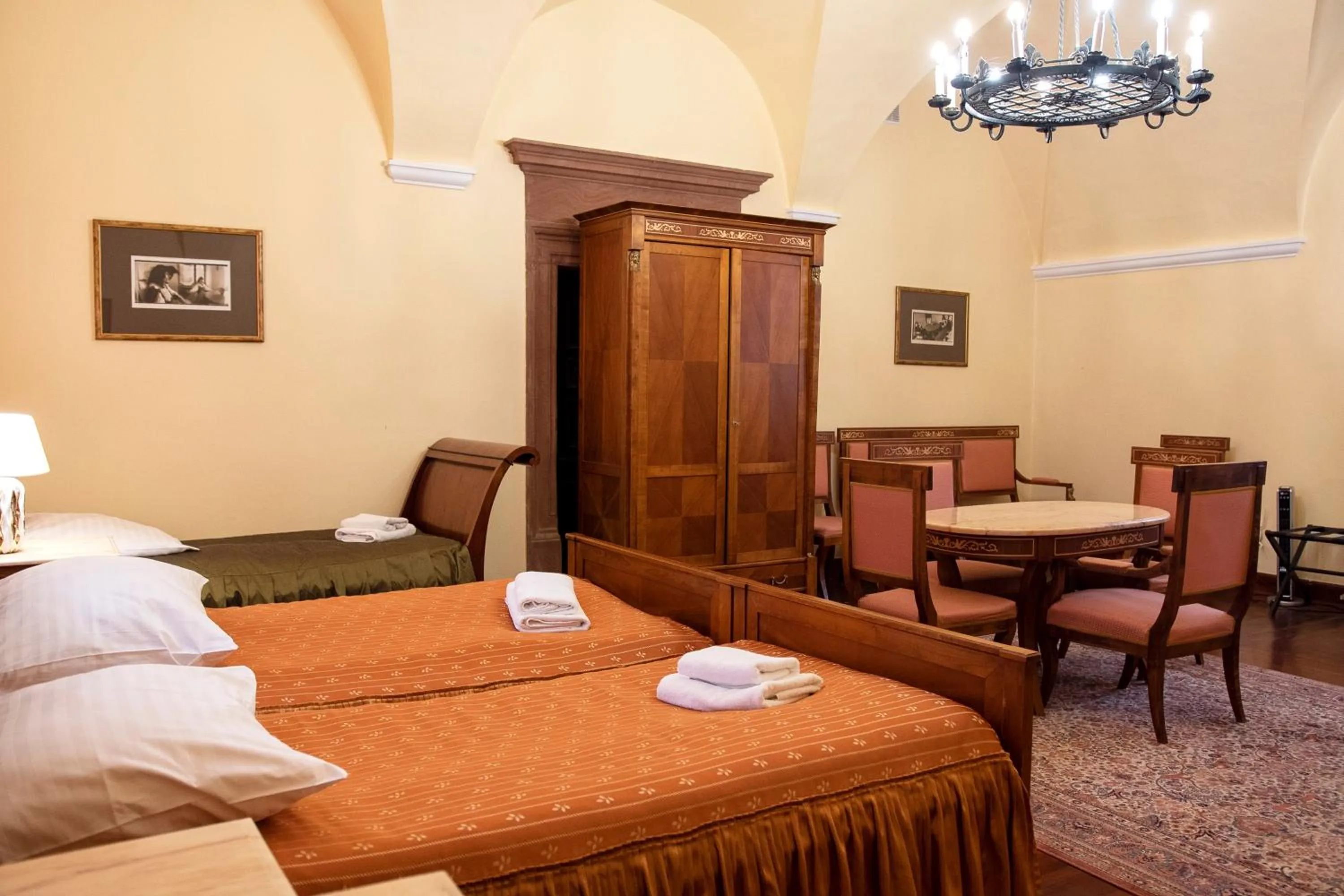 Bed in Zamek w Baranowie Sandomierskim