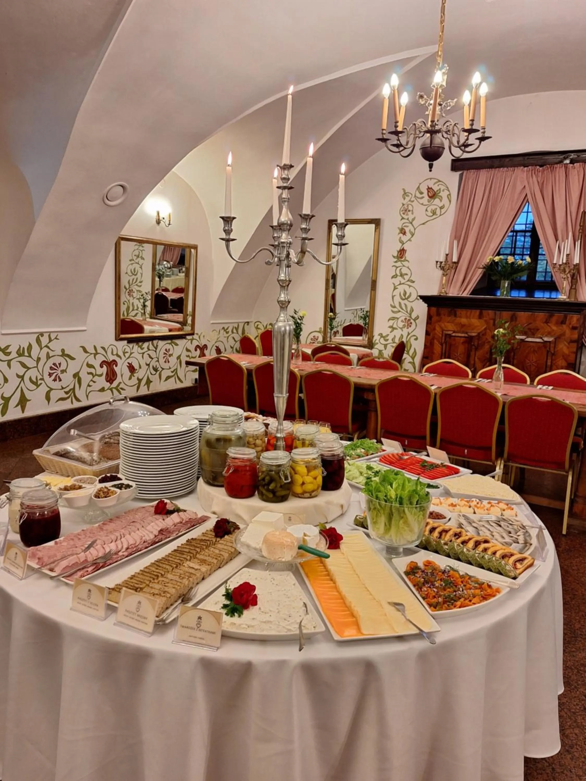 Food in Zamek w Baranowie Sandomierskim