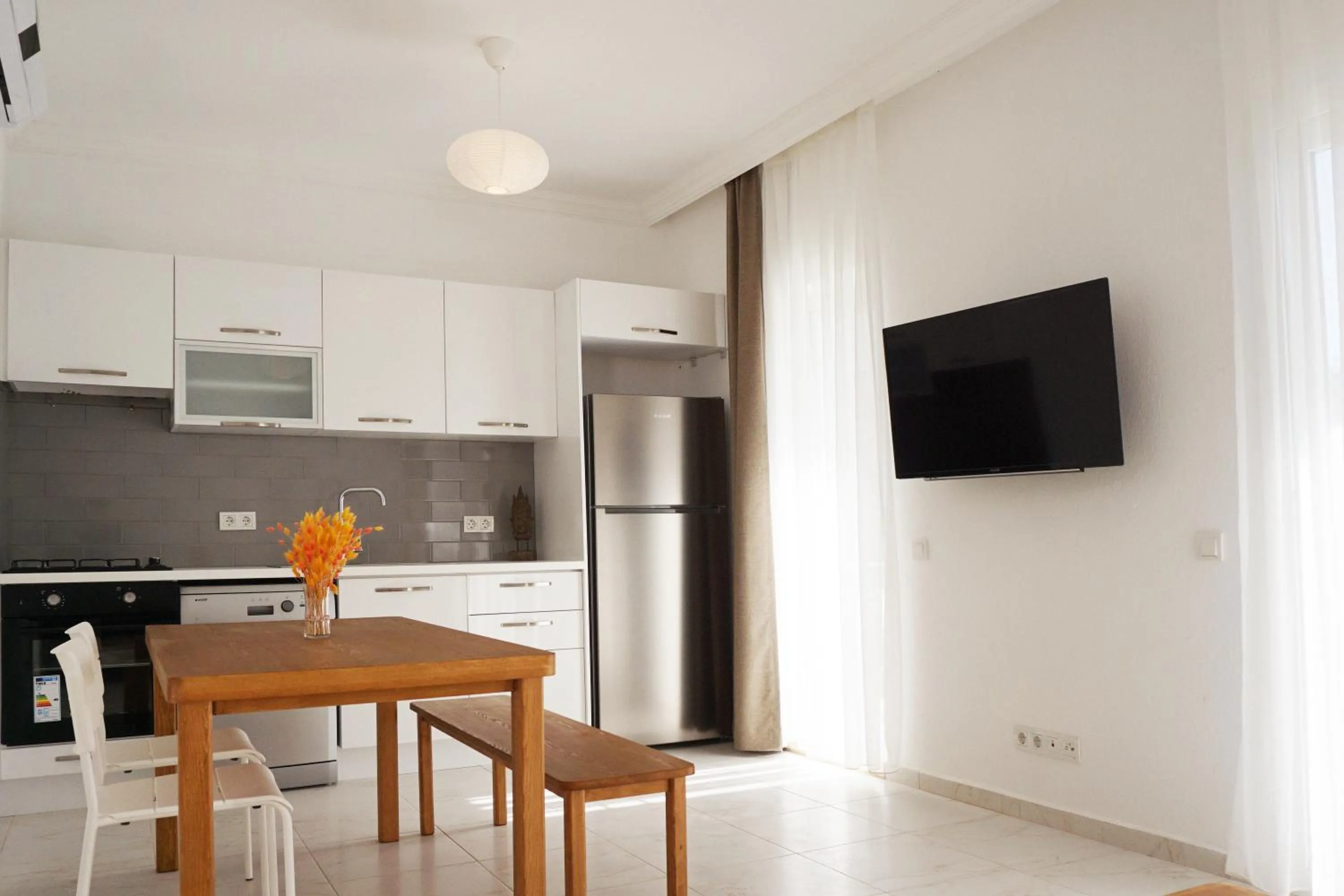 TV and multimedia in Daphnis Hotel