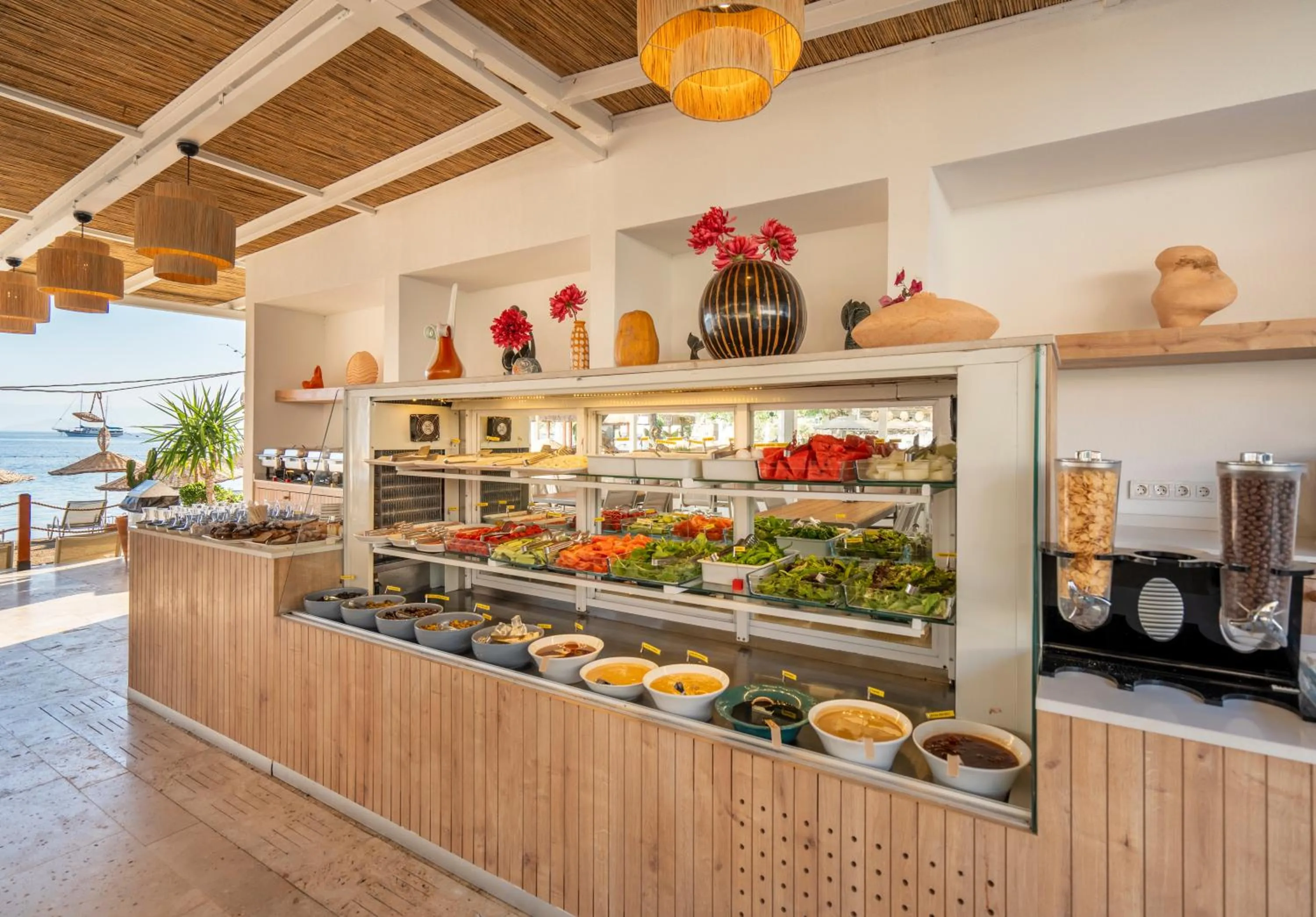 Buffet breakfast in Daphnis Hotel