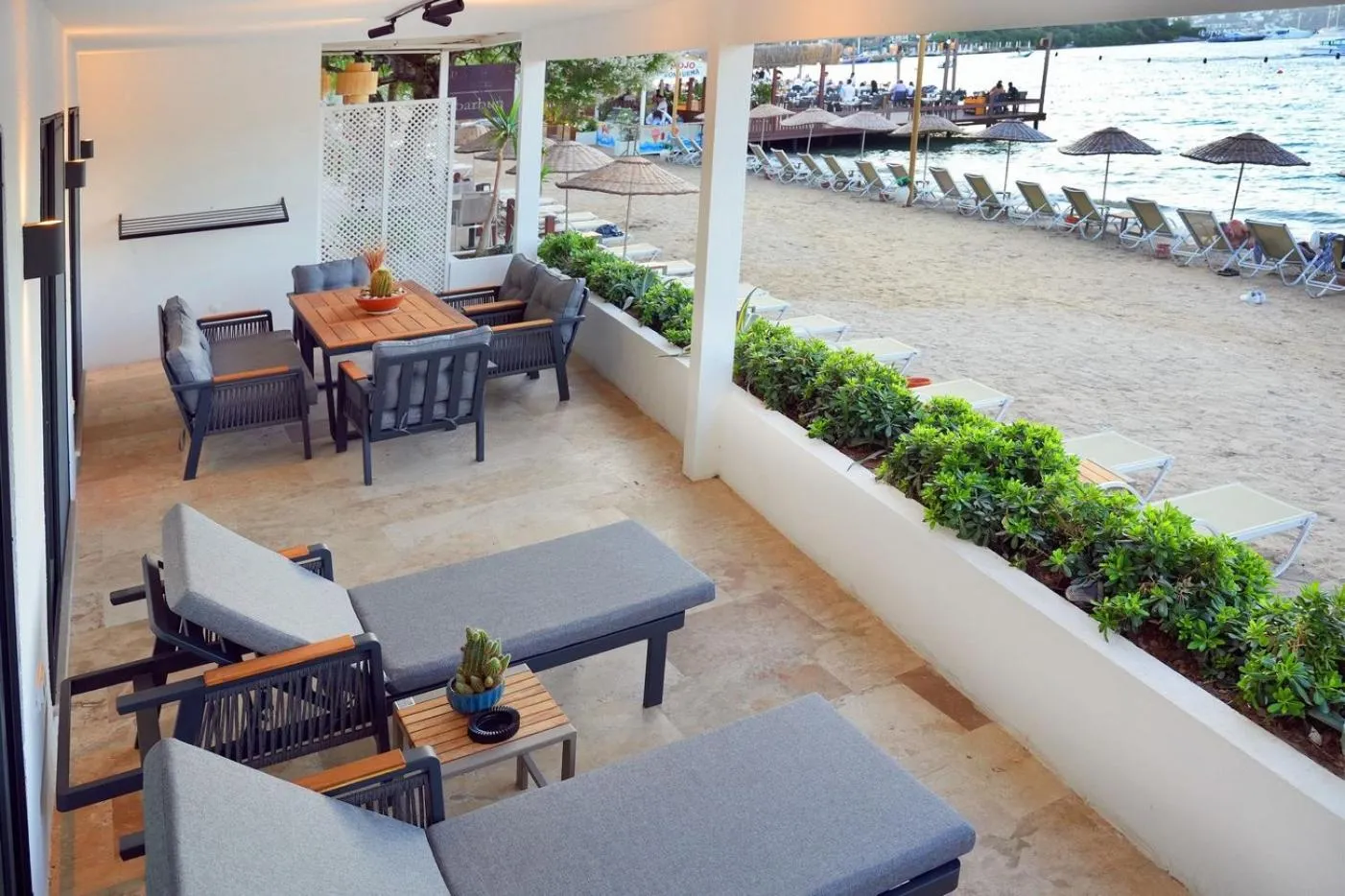 Patio in Daphnis Hotel