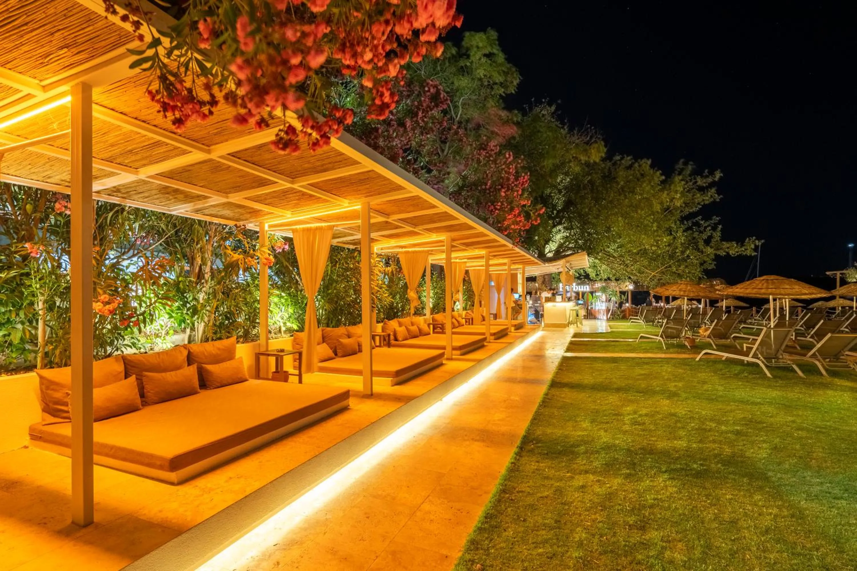 Night in Daphnis Hotel