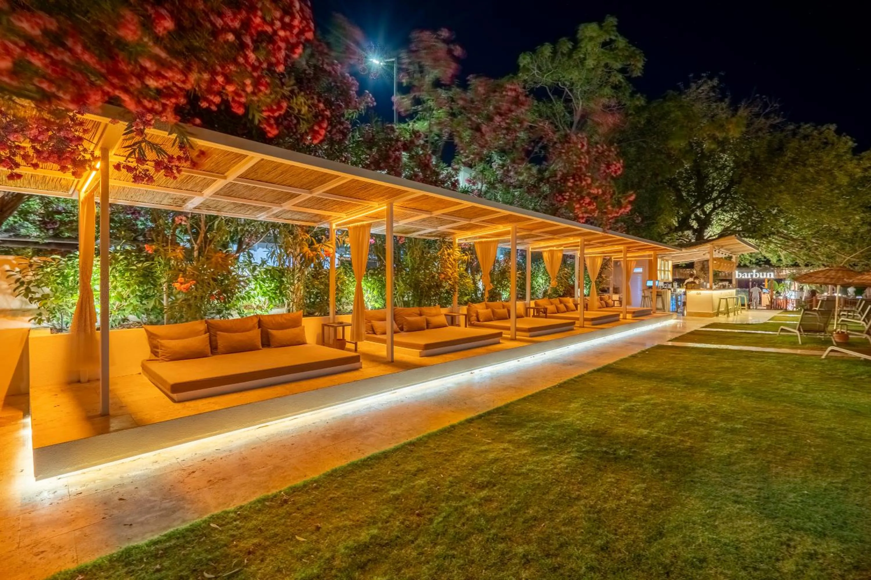 Night in Daphnis Hotel