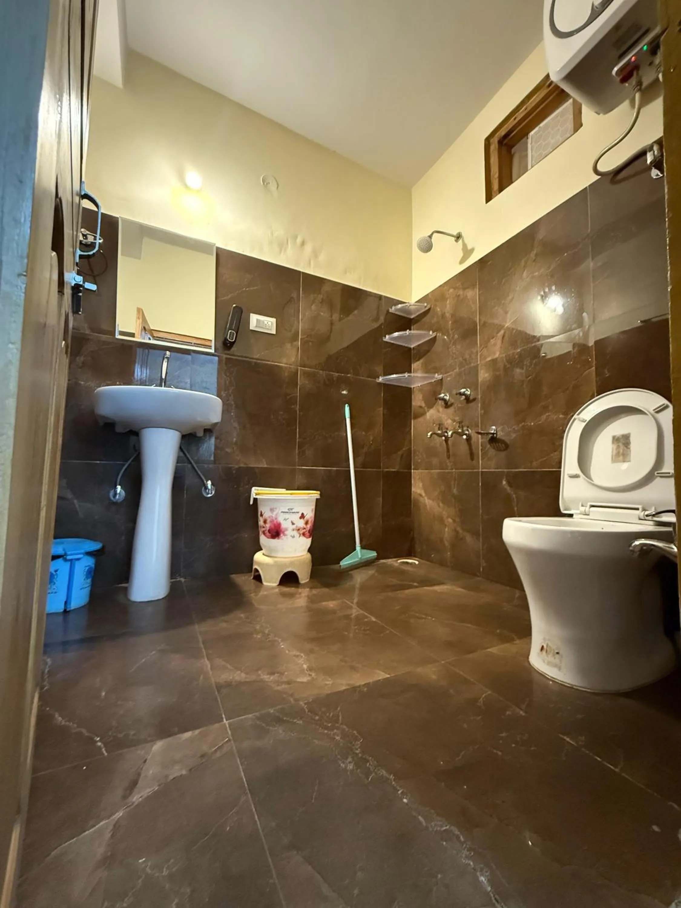 Bathroom in Flipsyde Retreat