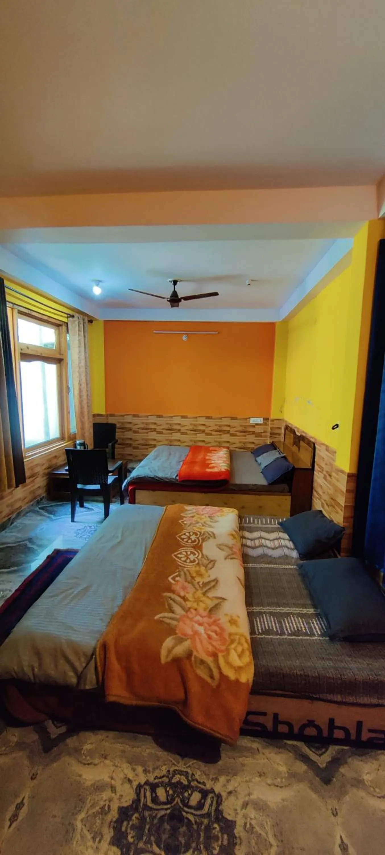 Bedroom, Bed in Flipsyde Retreat