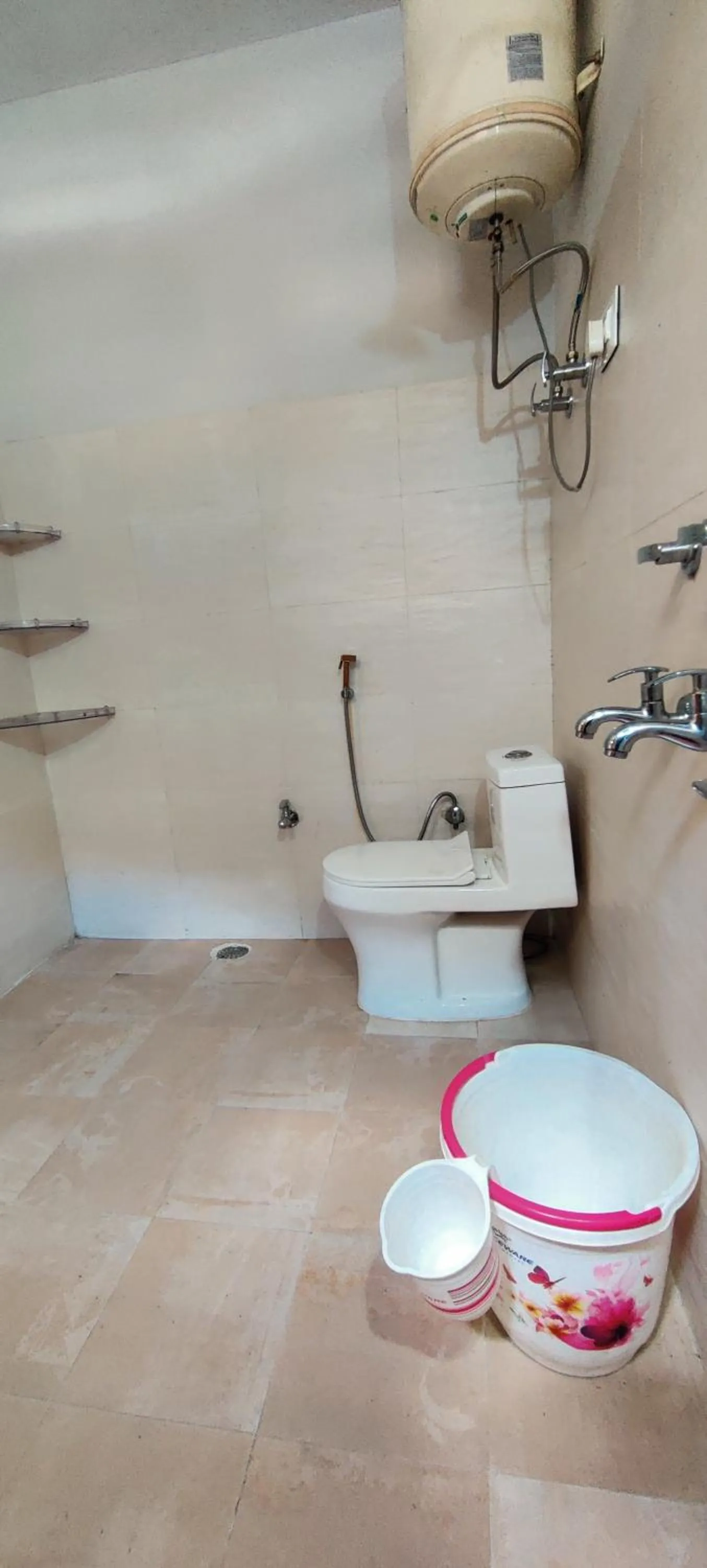 Bathroom in Flipsyde Retreat