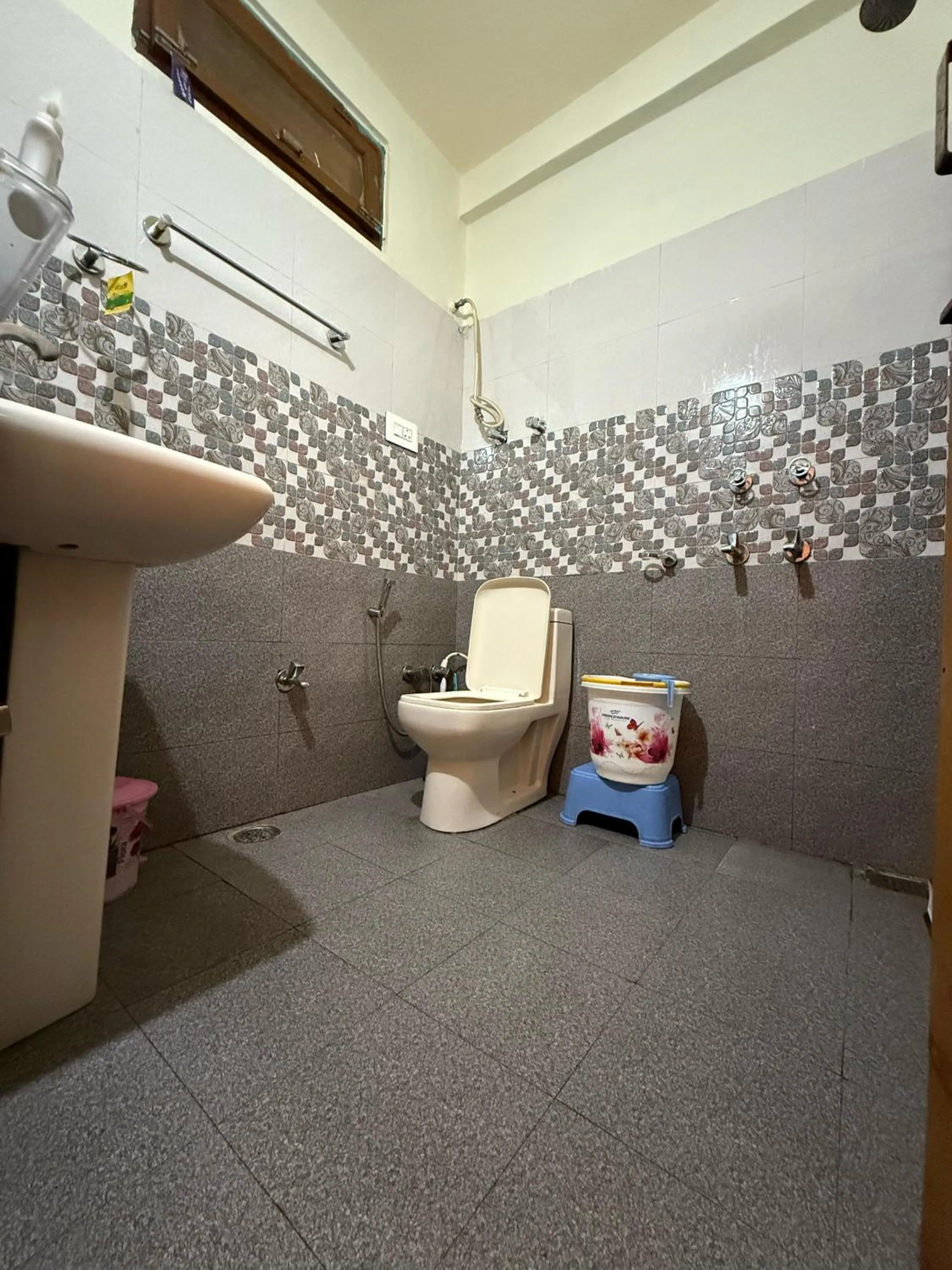 Bathroom in Flipsyde Retreat