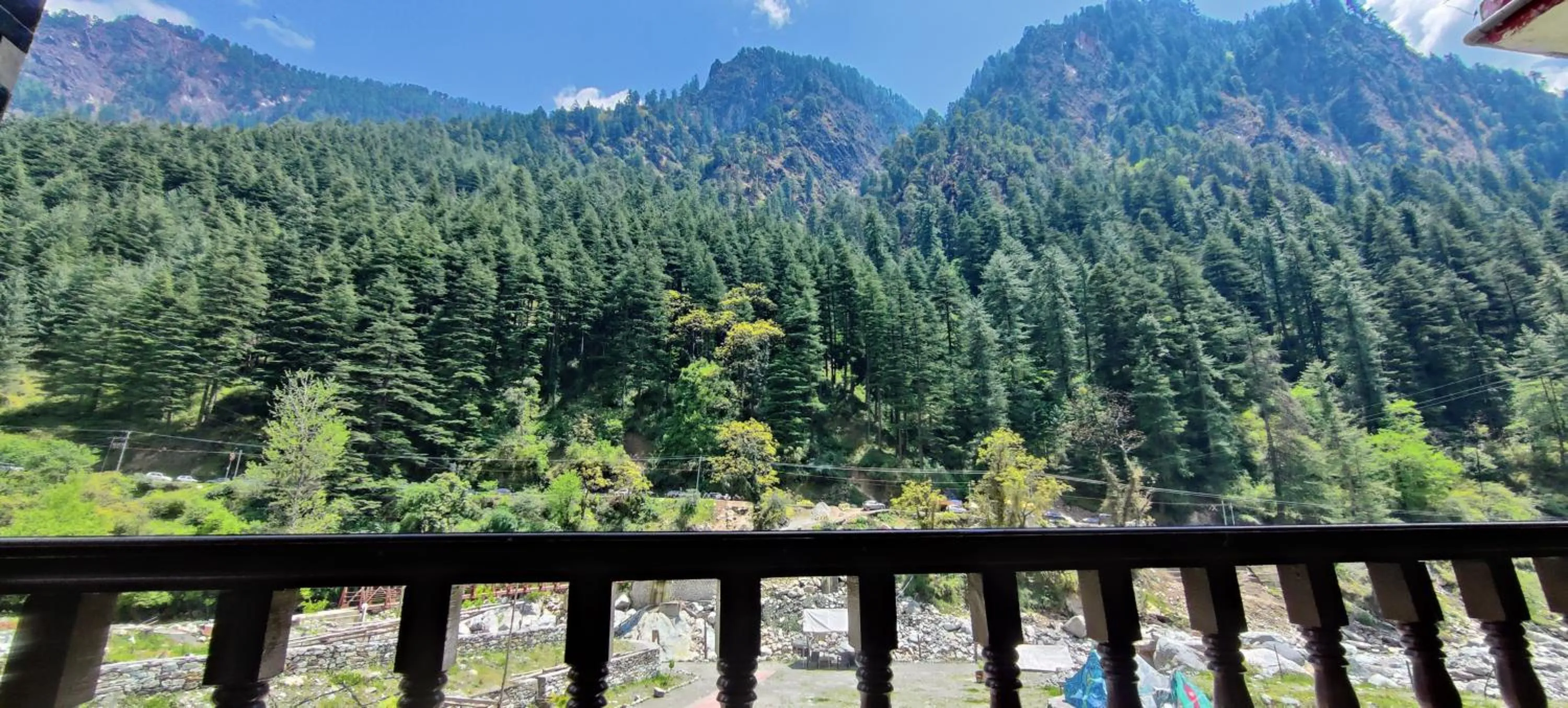Natural landscape in Flipsyde Retreat