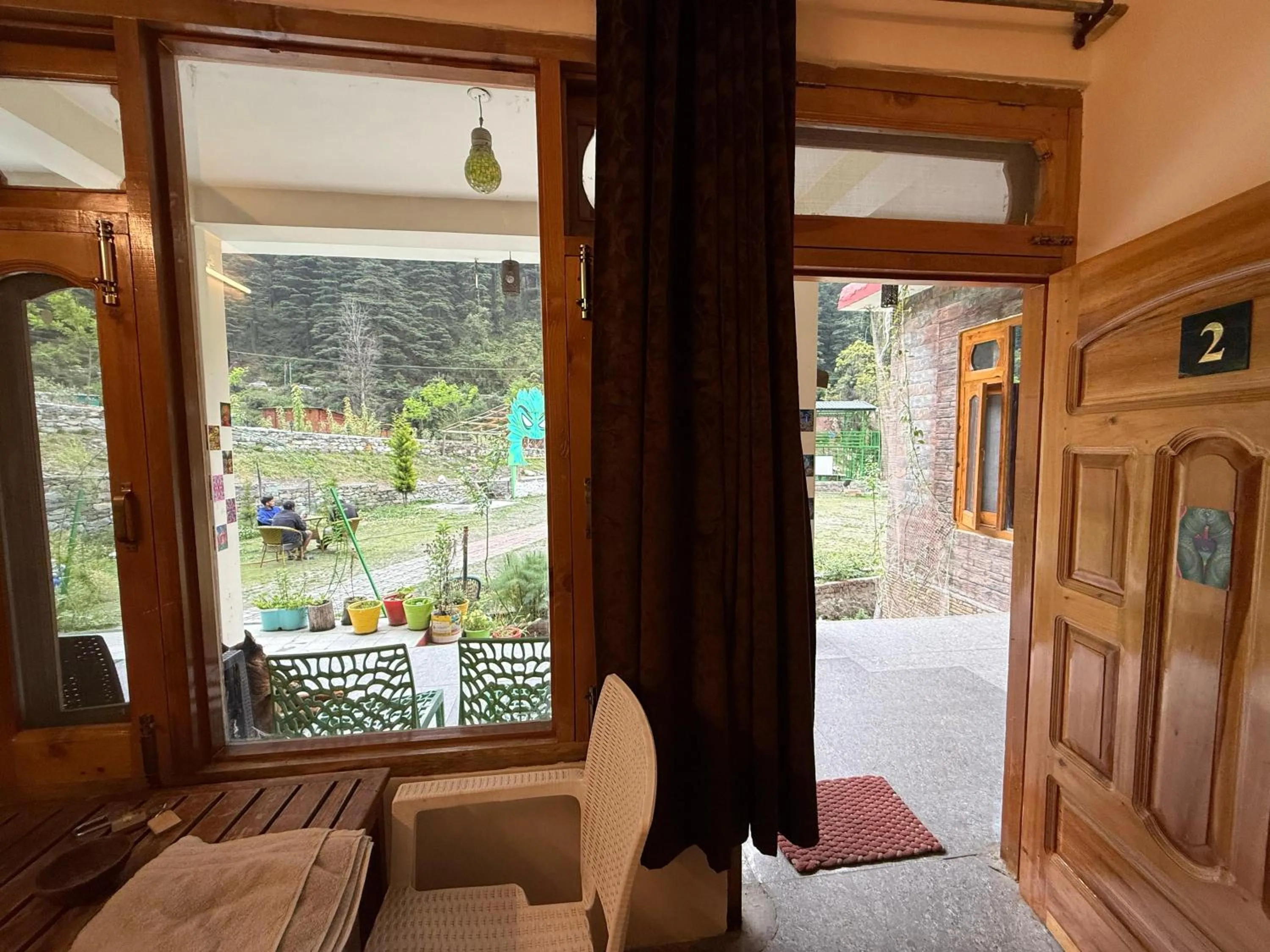 Garden view in Flipsyde Retreat