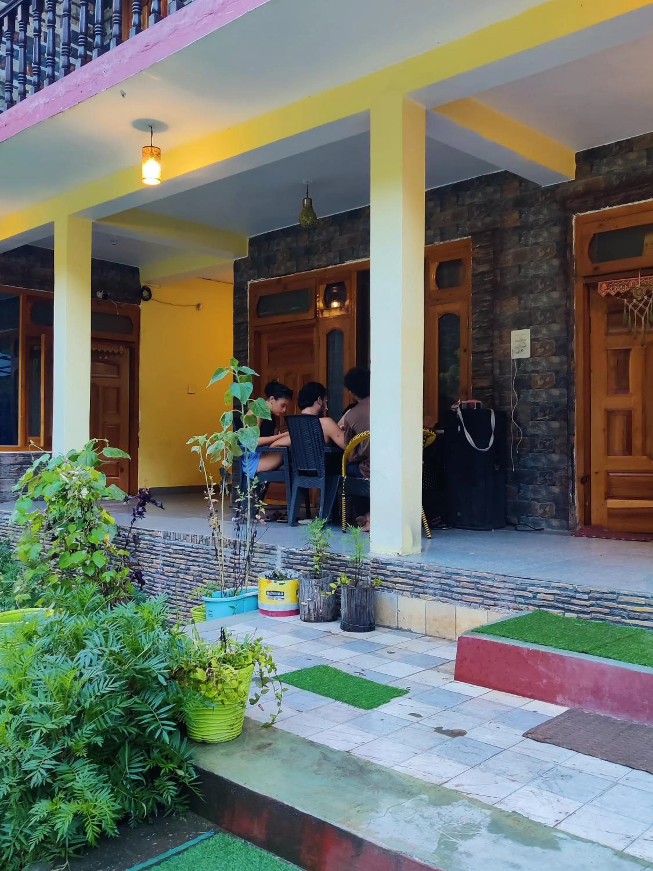 Property building in Flipsyde Retreat