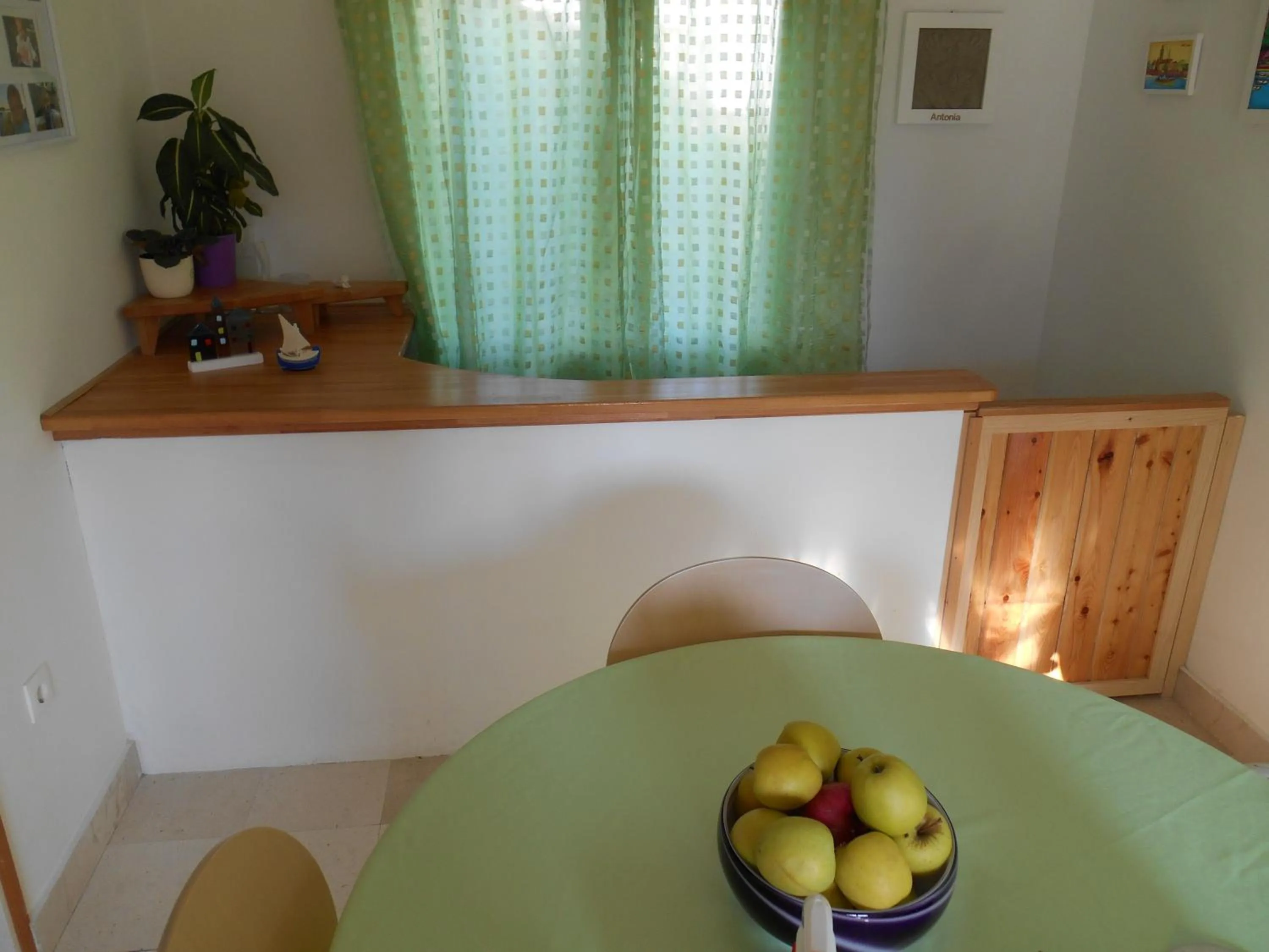 Dining area in Pension Oaza