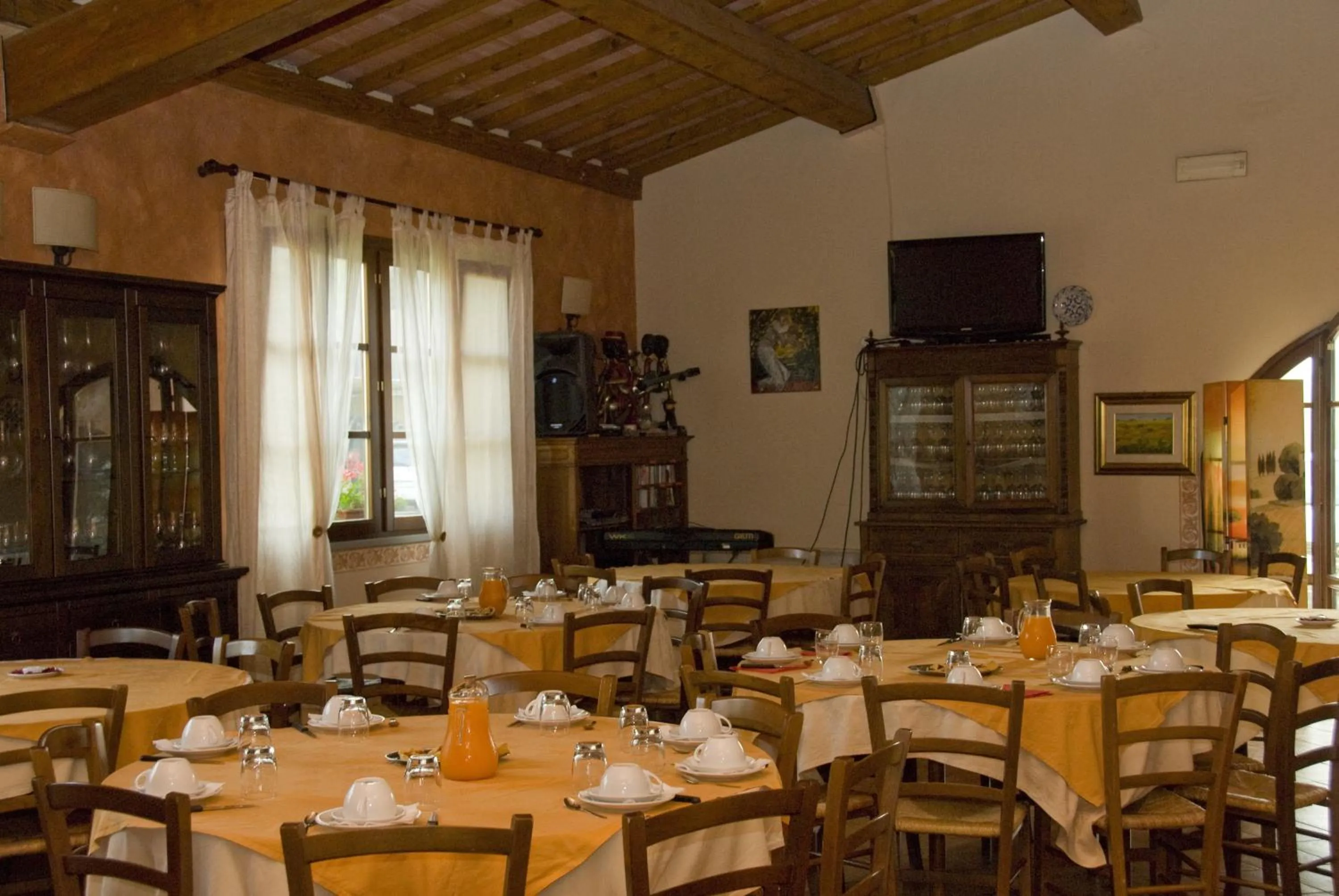 Restaurant/places to eat in Agriturismo Marrucola