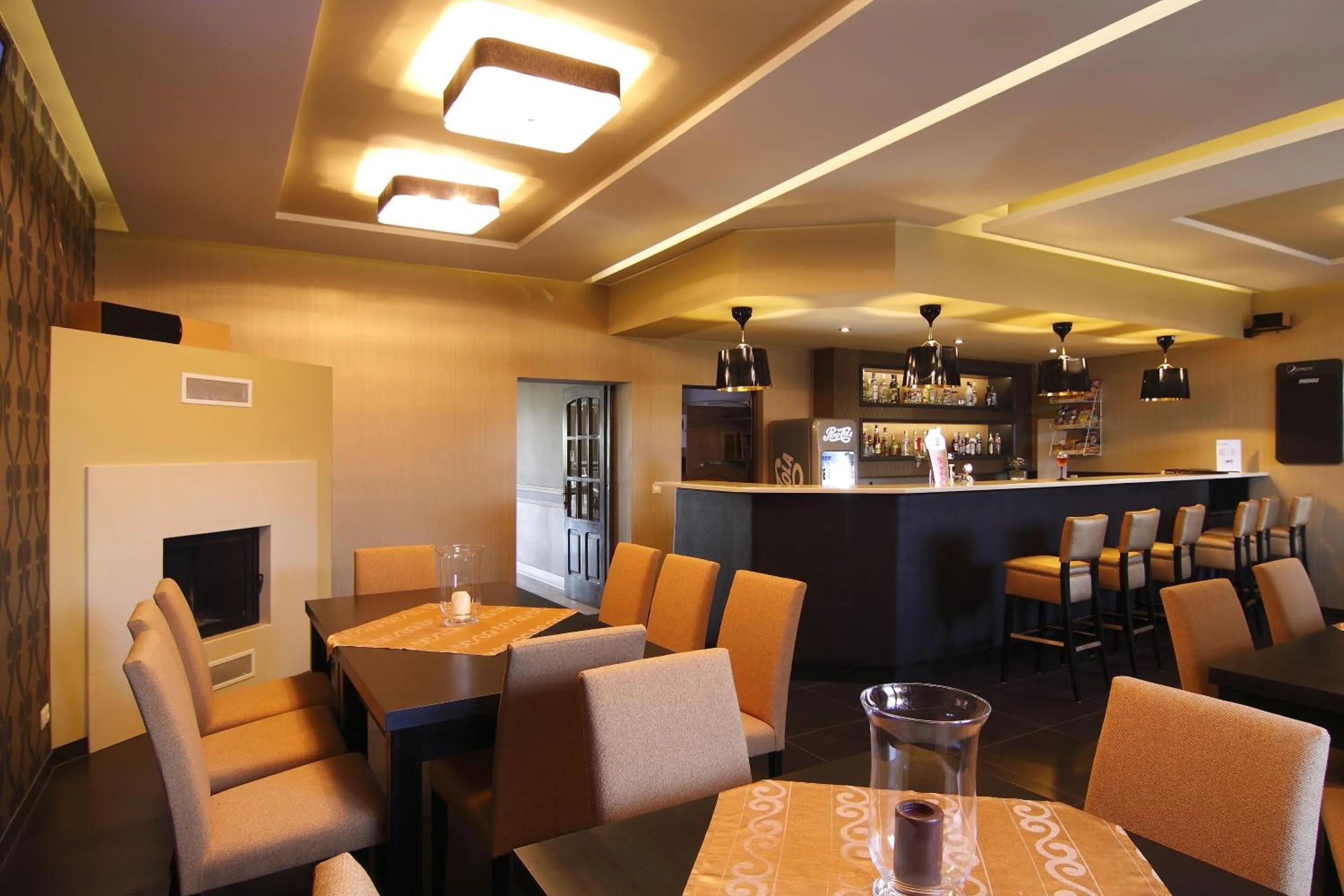 Restaurant/places to eat in Hotel Pod Złotą Koroną