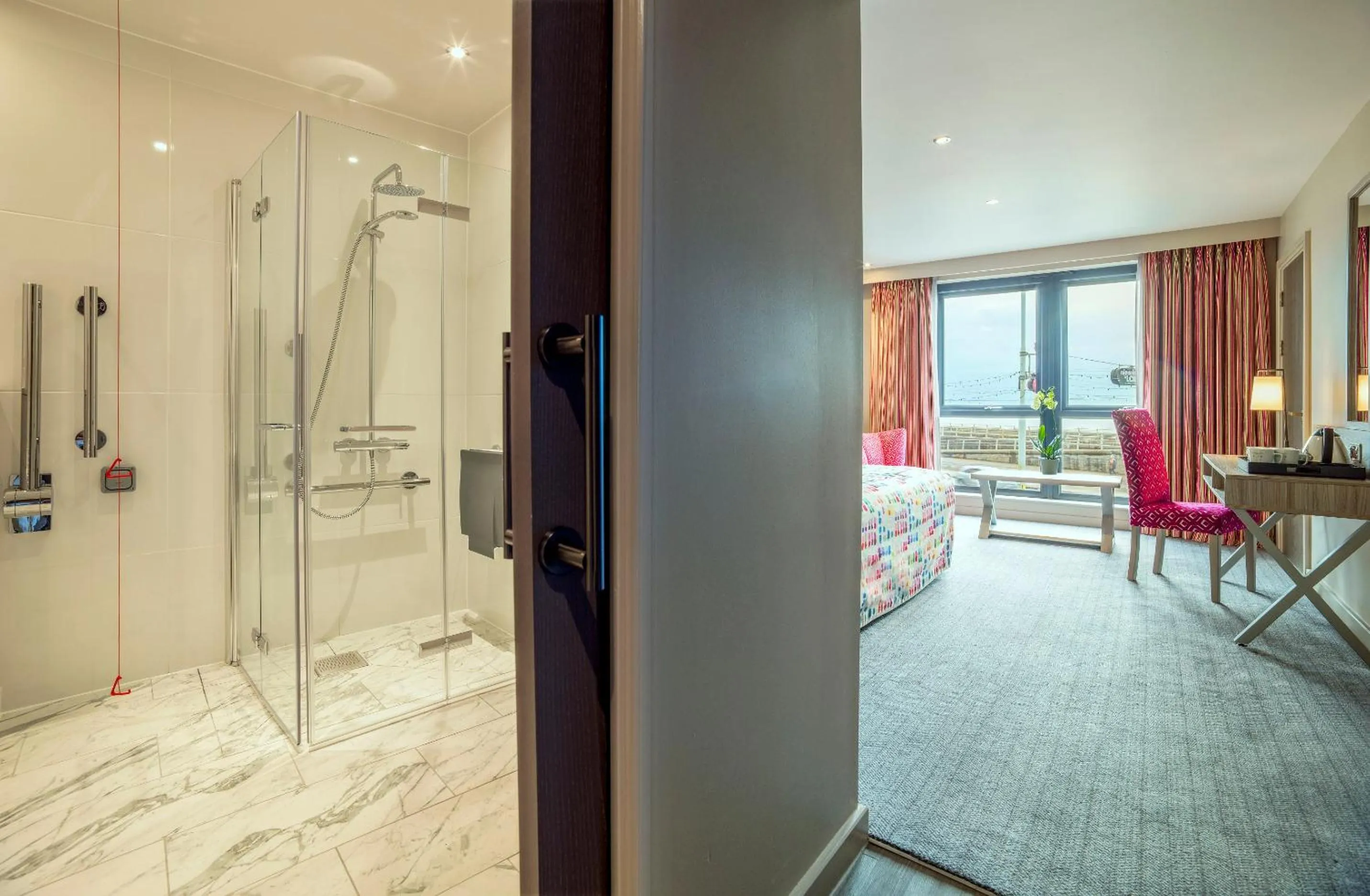 Facility for disabled guests in Boulevard Hotel