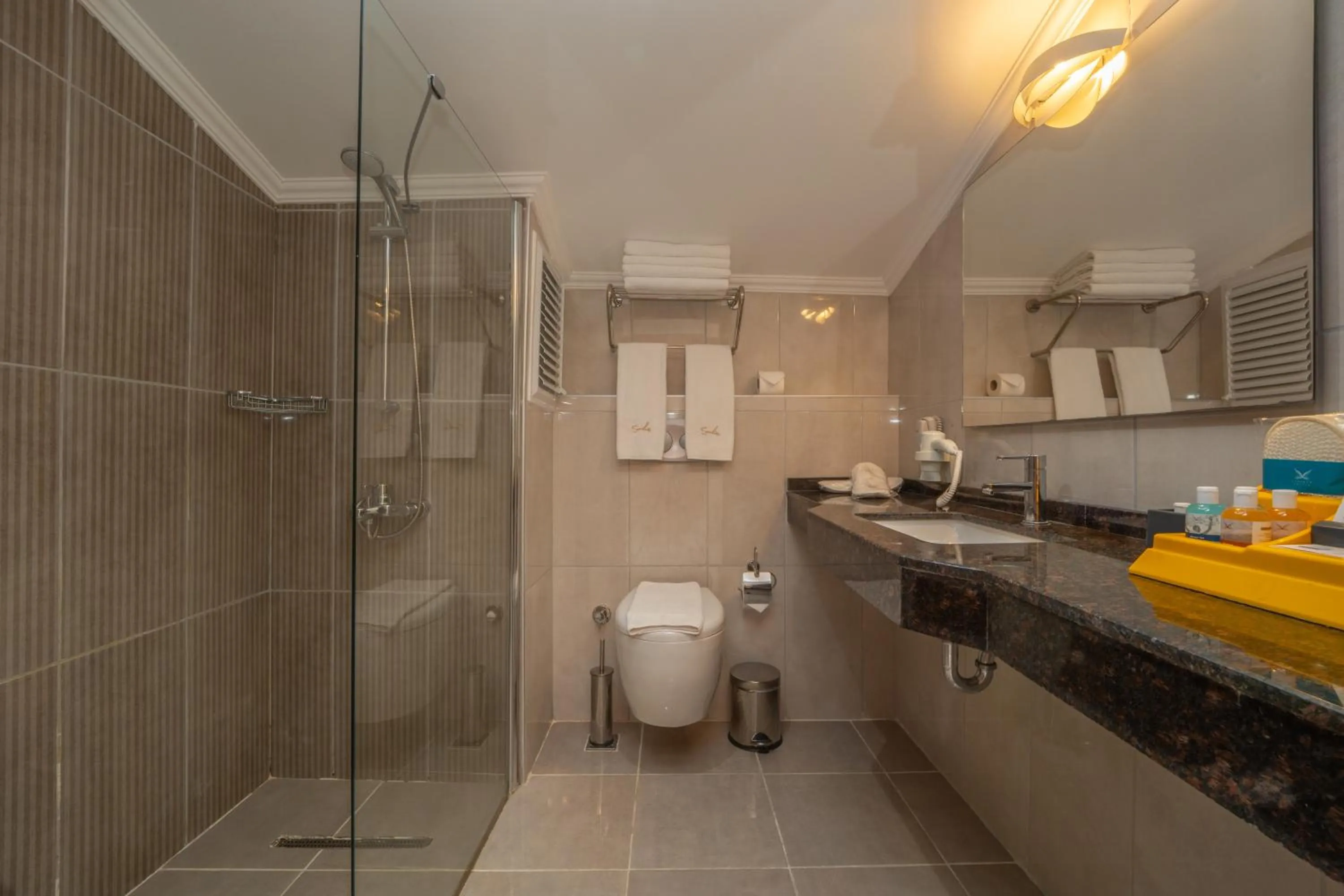 Shower in Sundia By Liberty Suncity