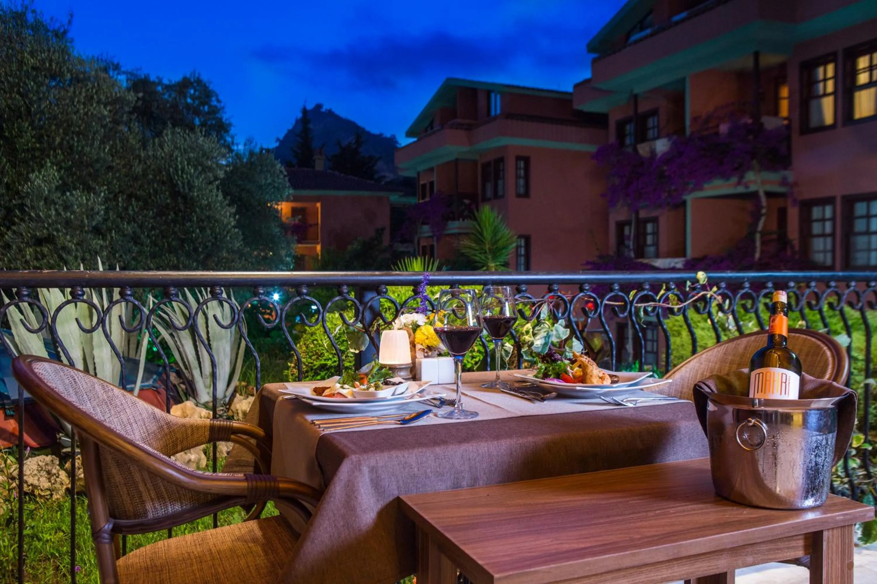 Restaurant/places to eat in Sundia By Liberty Suncity