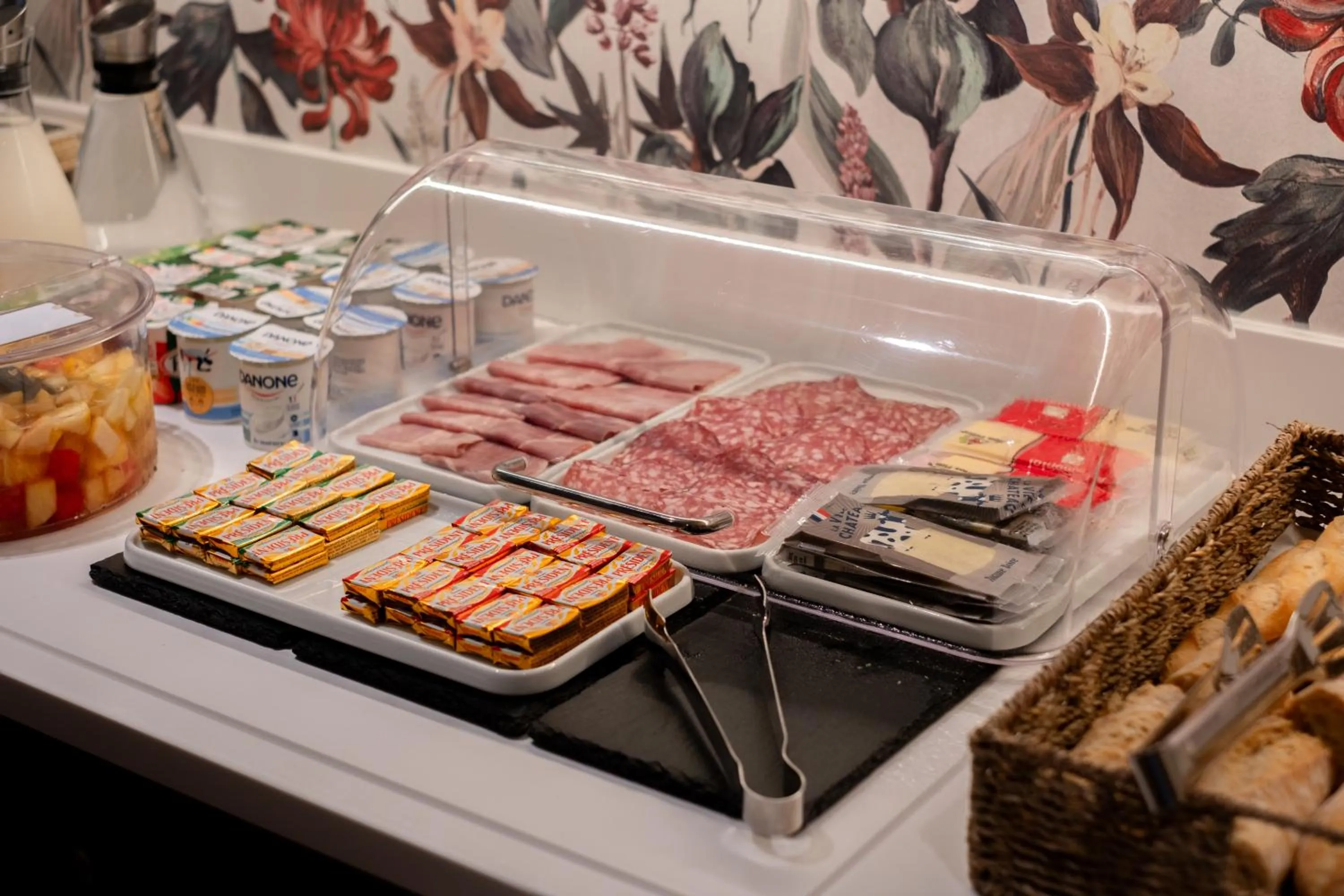 Buffet breakfast in Kyriad Paris 10 - Canal Saint Martin - République