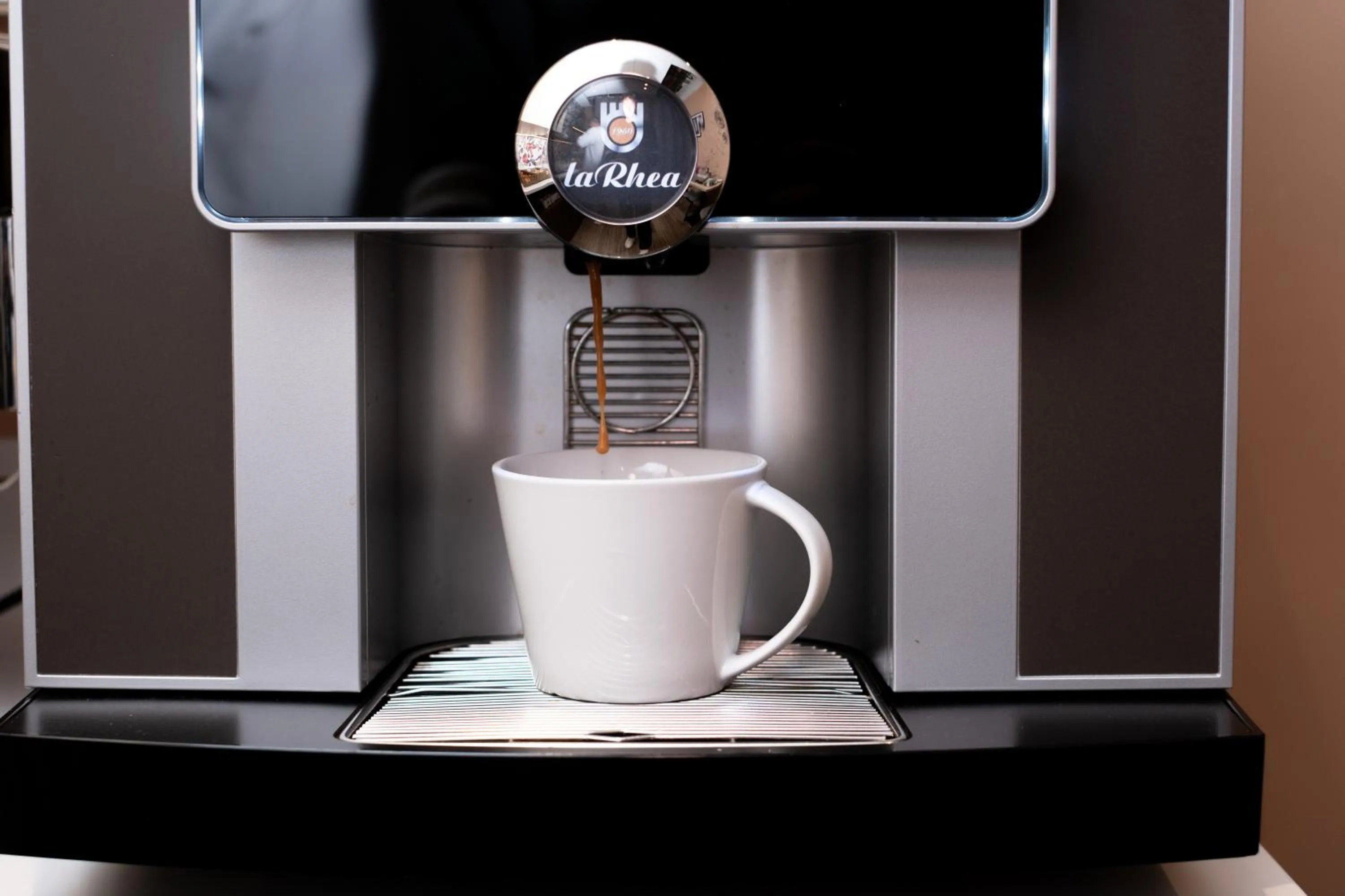 Coffee/tea facilities in Kyriad Paris 10 - Canal Saint Martin - République